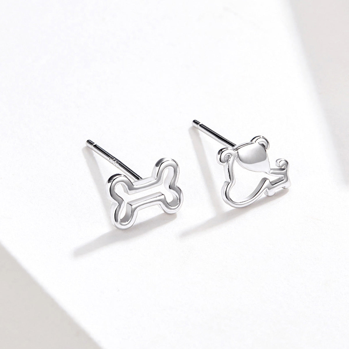 925 Sterling Silver Earrings for Women, 0.5-0.6cm, Bone and Dog Design, Platinum Plated DestGlow