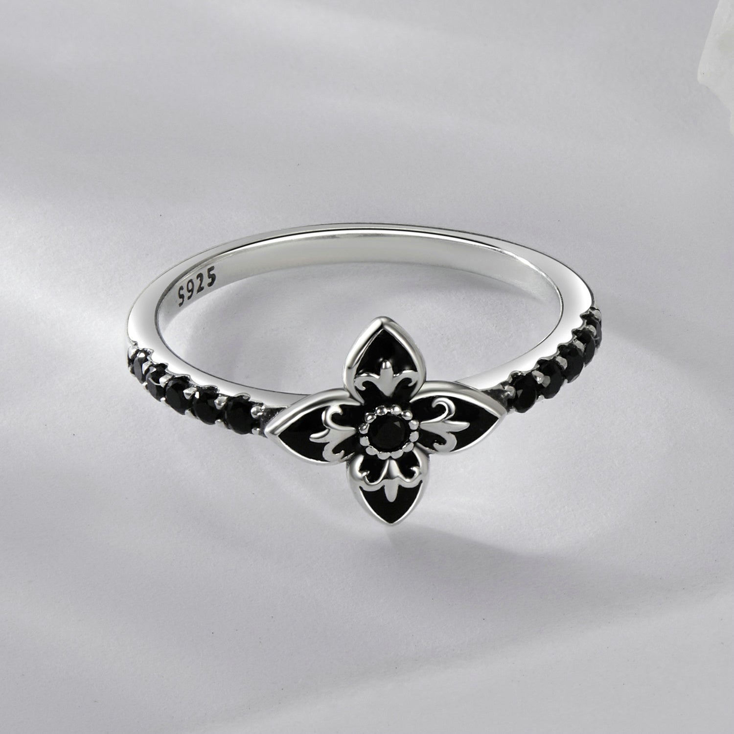 925 Sterling Silver Enamel 0.9x1.0cm Pendant Rings for Women by Bids.com