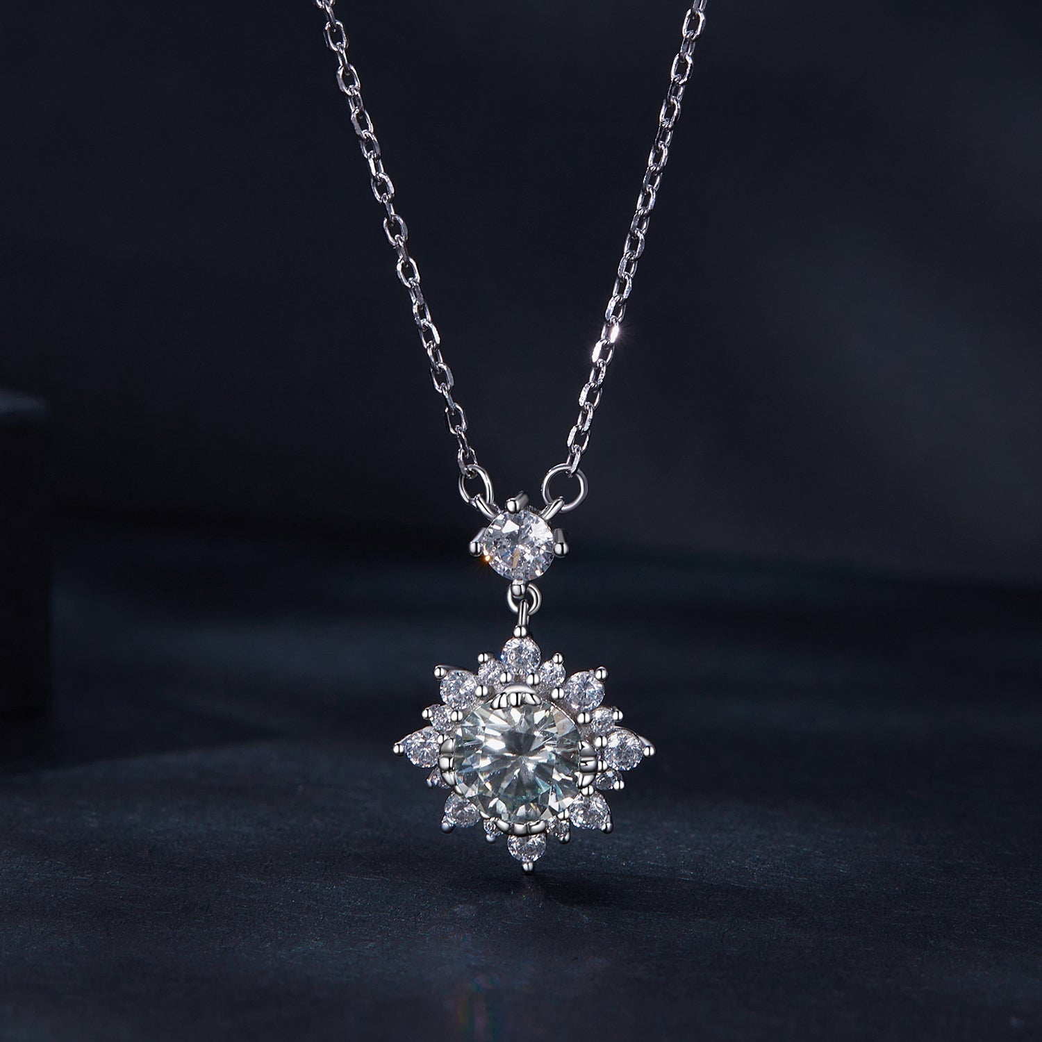 925 Sterling Silver Moissanite Necklace with Pavé Setting in Platinum, 450mm, for Women DestGlow