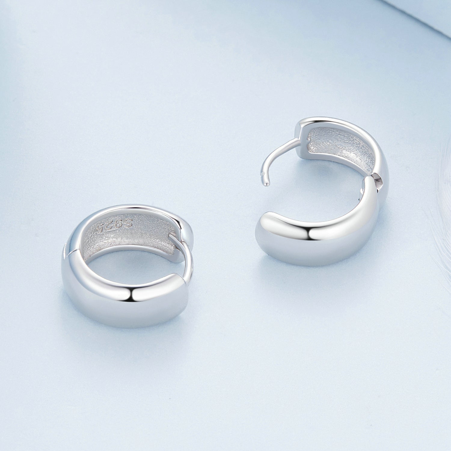 925 Sterling Silver Platinum Plated Earrings 11x5mm for Women DestGlow