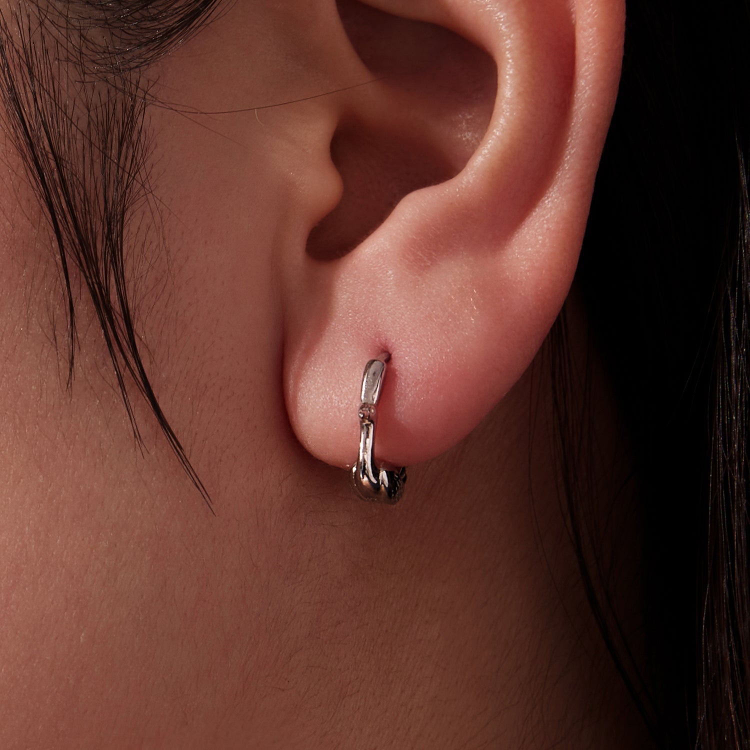 925 Sterling Silver Plated White Gold Hoop Earrings for Women DestGlow