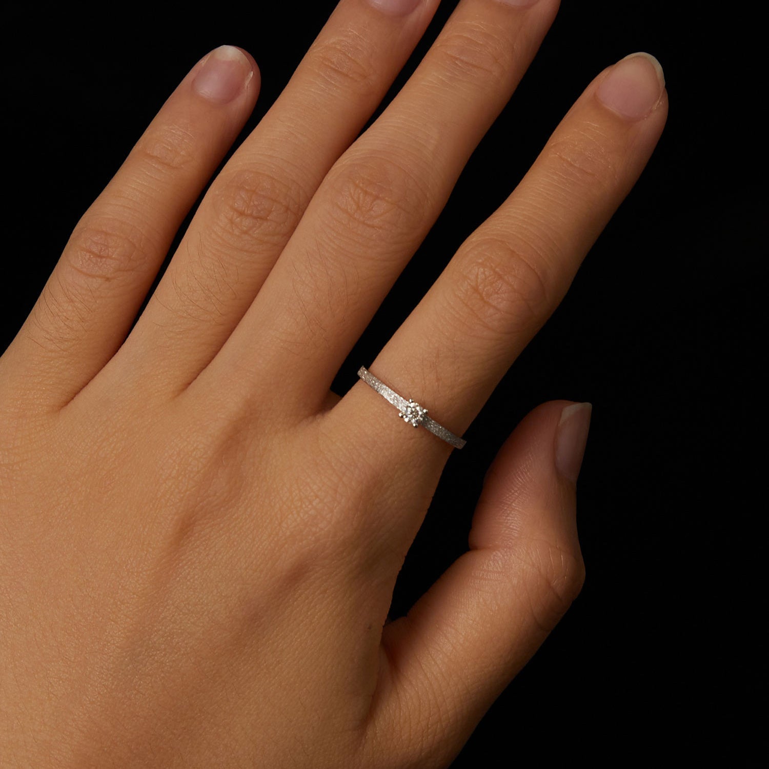 925 Sterling Silver & Moissanite Size 6 Ring with 0.1ct Moissanite DestGlow
