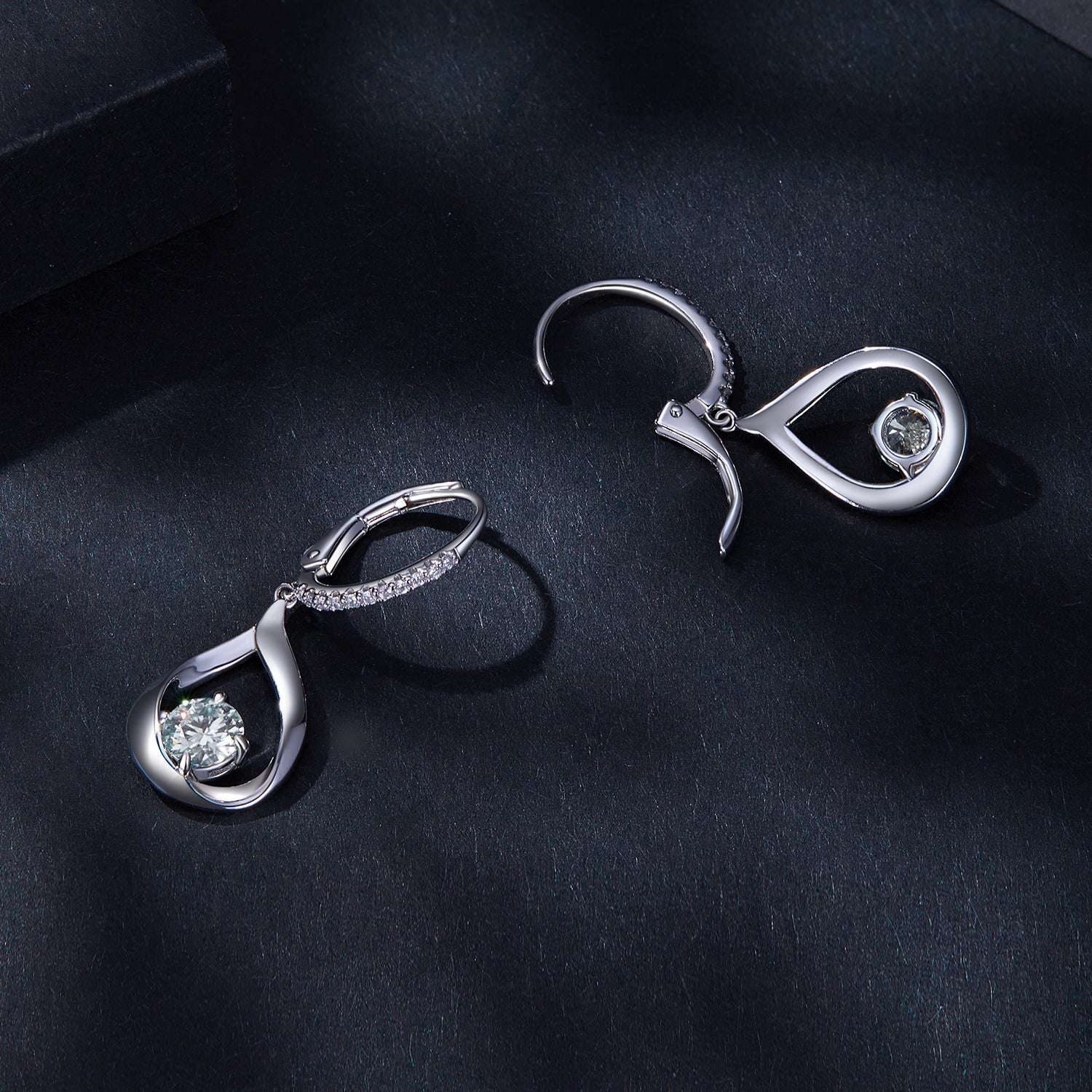 925 Sterling Silver Moissanite 0.5ct Earrings with Pavé Setting, Size 30*11mm for Women DestGlow
