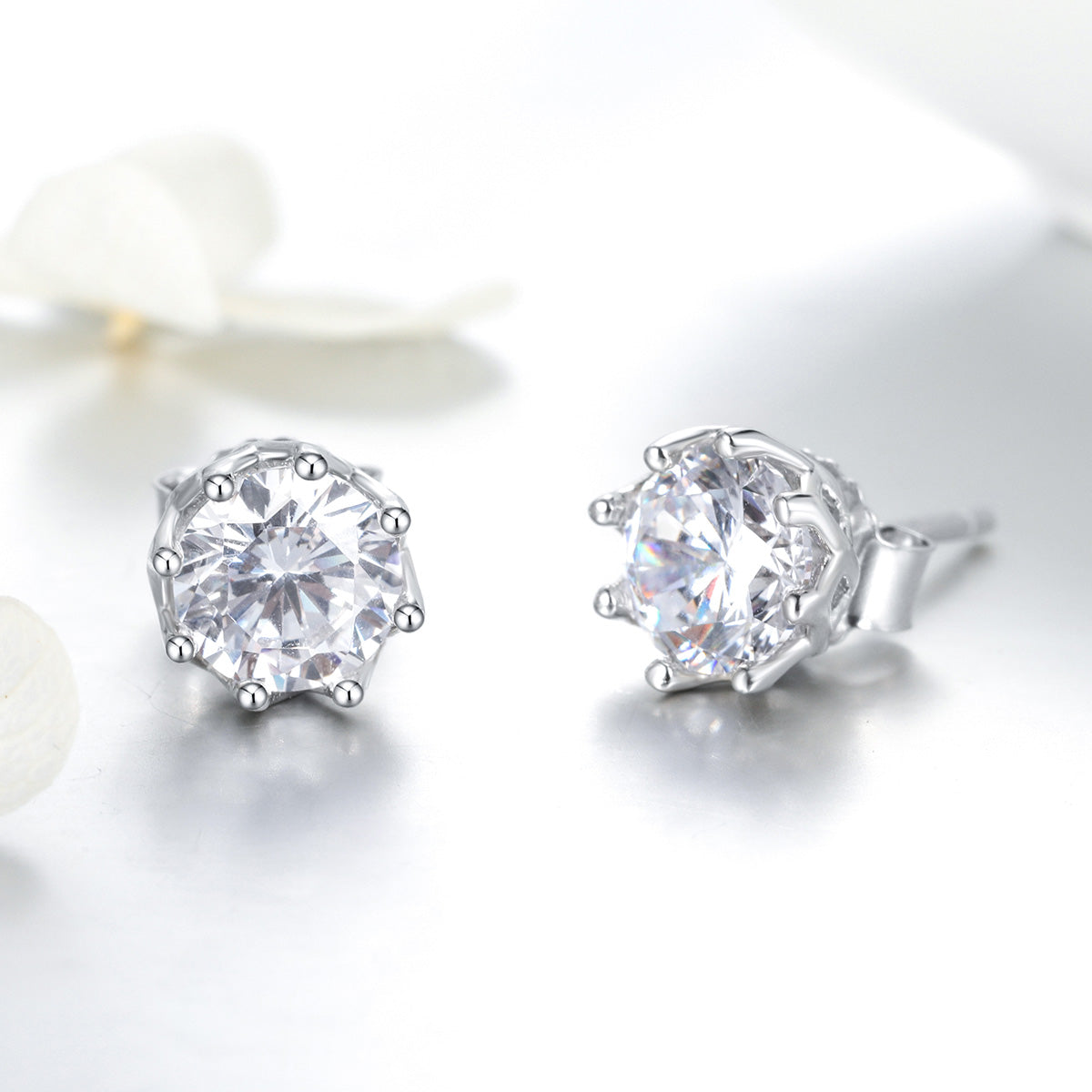 925 Sterling Silver Plated Platinum 0.6cm CZ Earrings DestGlow