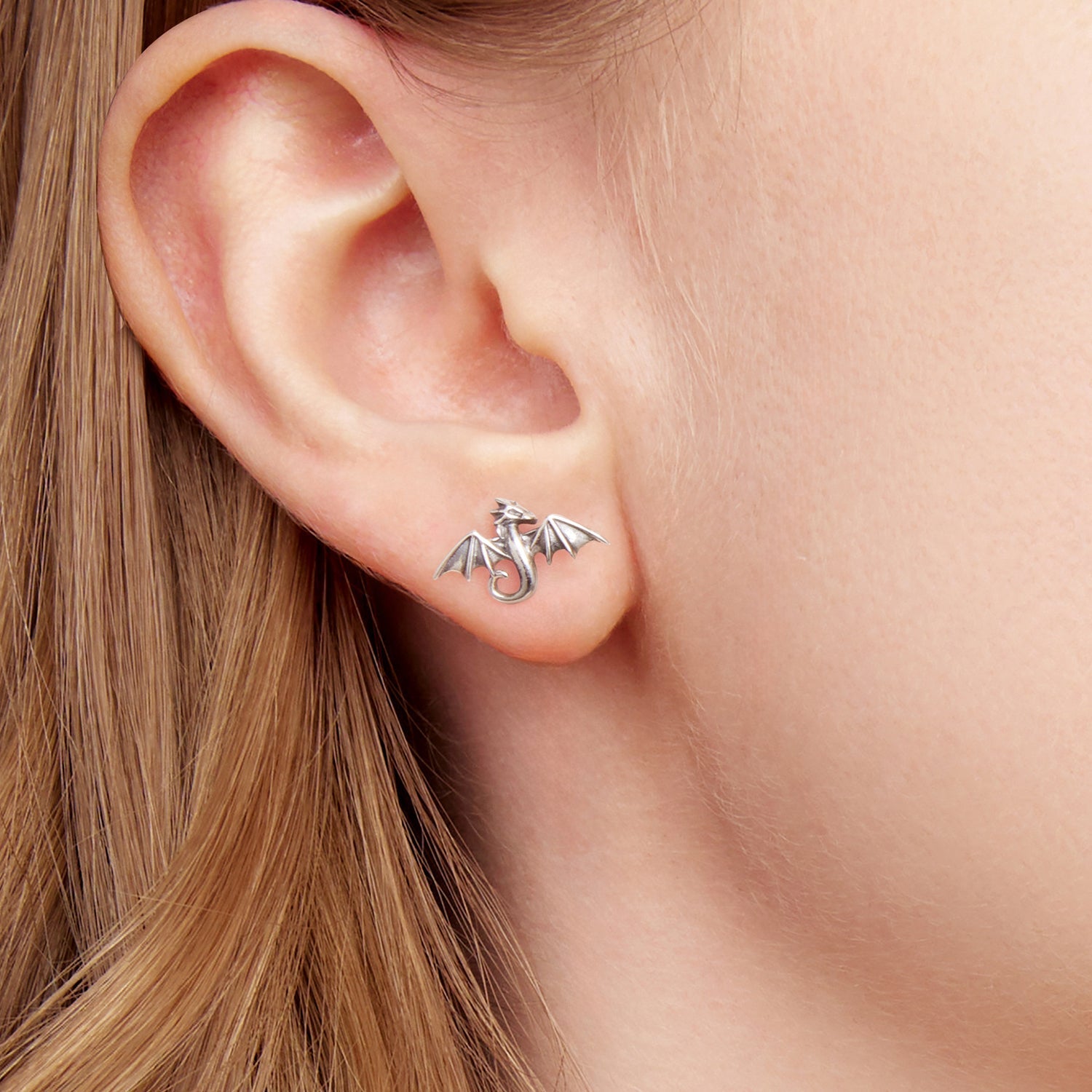 925 Sterling Silver Earrings with Oxidized Finish, 0.7*1.1cm DestGlow