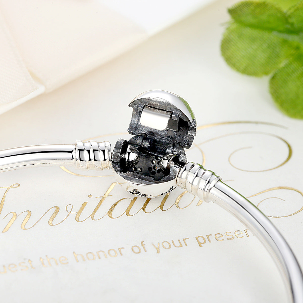 925 Sterling Silver 5.8CM Diameter and 0.3CM Thick Bracelet for Women DestGlow
