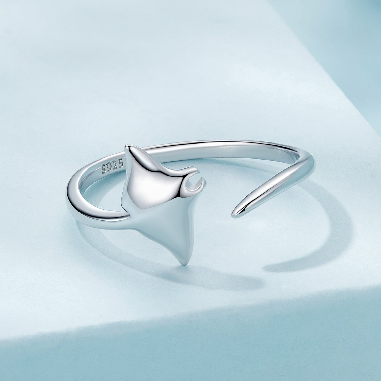 925 Sterling Silver & Plated White Gold 1.7mm Ring for Men DestGlow