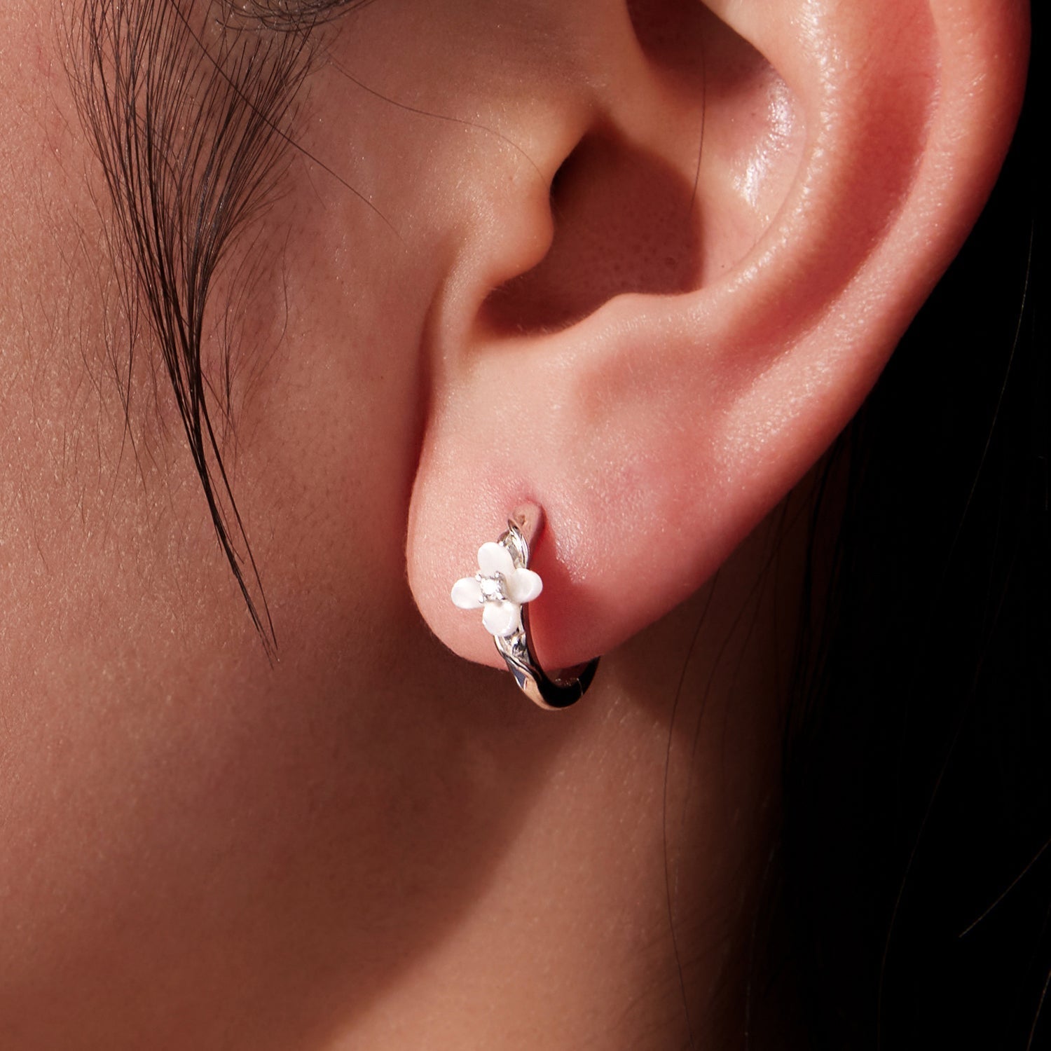925 Sterling Silver Earrings with Pavé Setting CZ and High-Quality Nacre for Women DestGlow