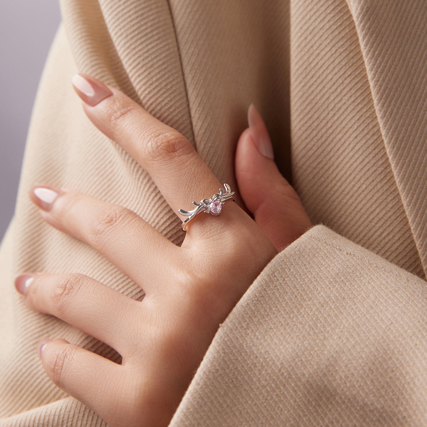 925 Sterling Silver White Gold Plated Bow-Knot Ring with CZ for Women DestGlow