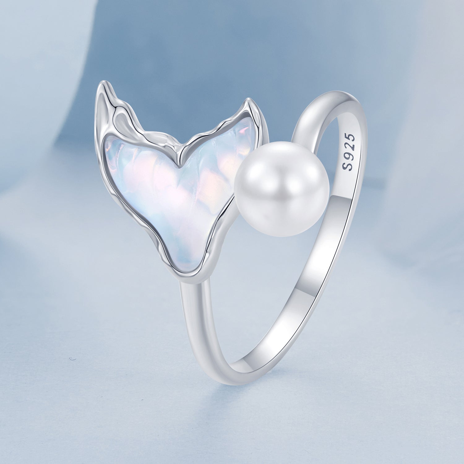 925 Sterling Silver Ring with Shell Pearl and Transparent Glass DestGlow