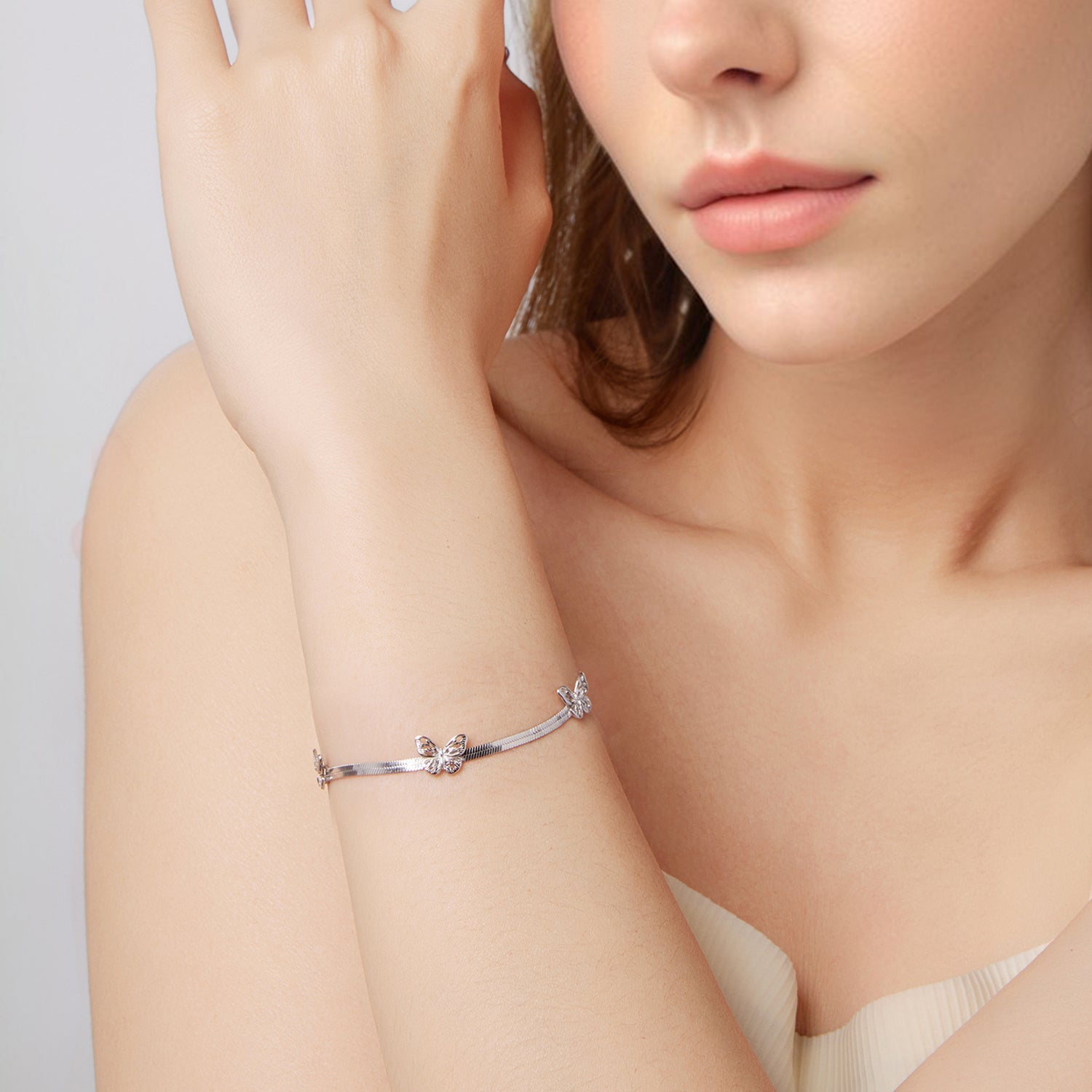 925 Sterling Silver Plated White Gold Adjustable Bracelet for Women DestGlow