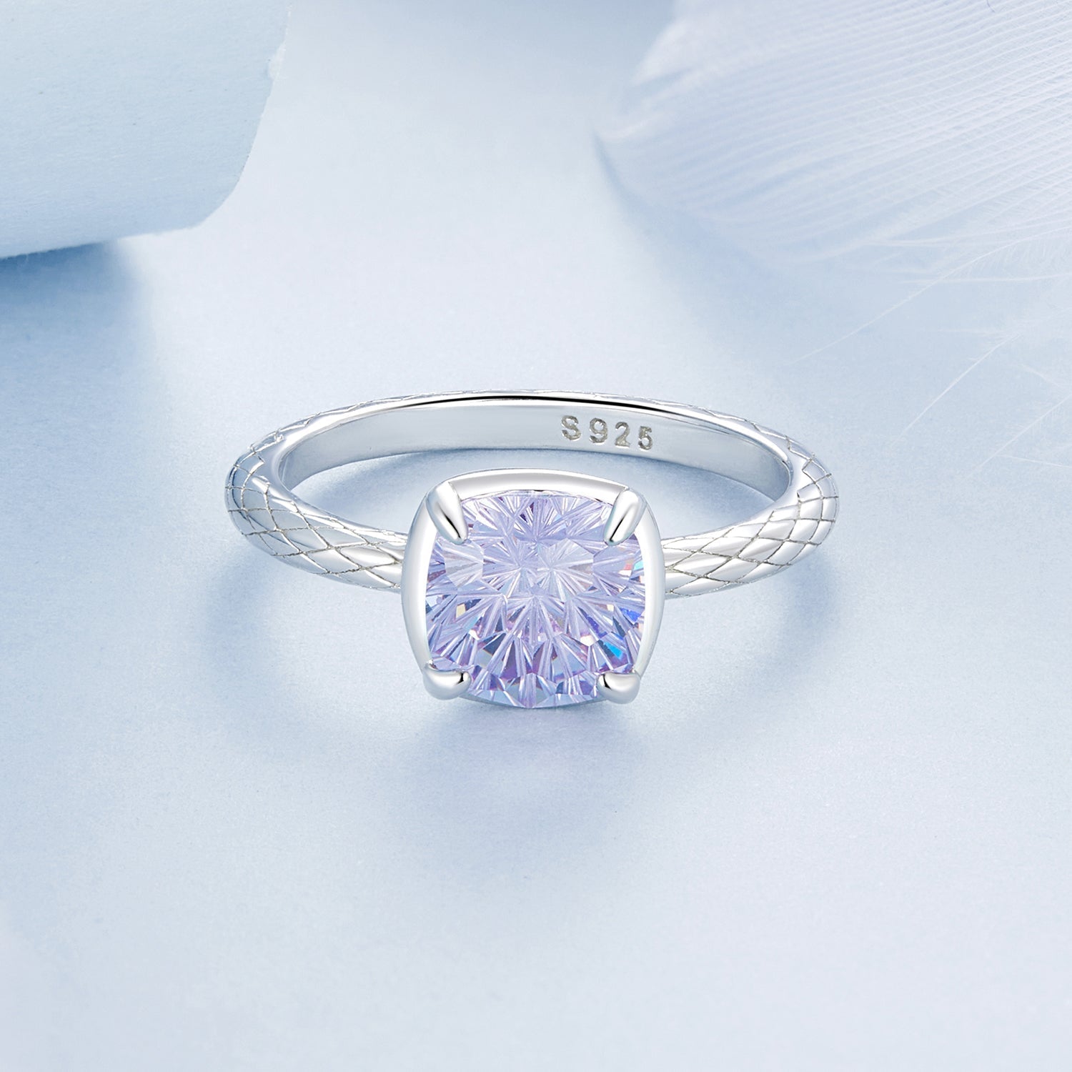 925 Sterling Silver Ring with Pavé Setting CZ, Size 6.0 DestGlow