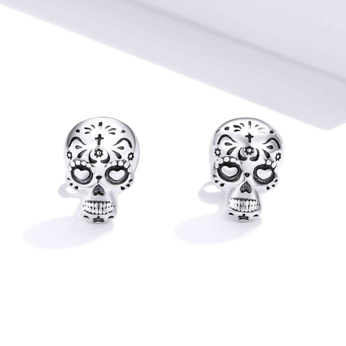 S925 Oxidized Silver Earrings Size 1*0.7cm for Women DestGlow