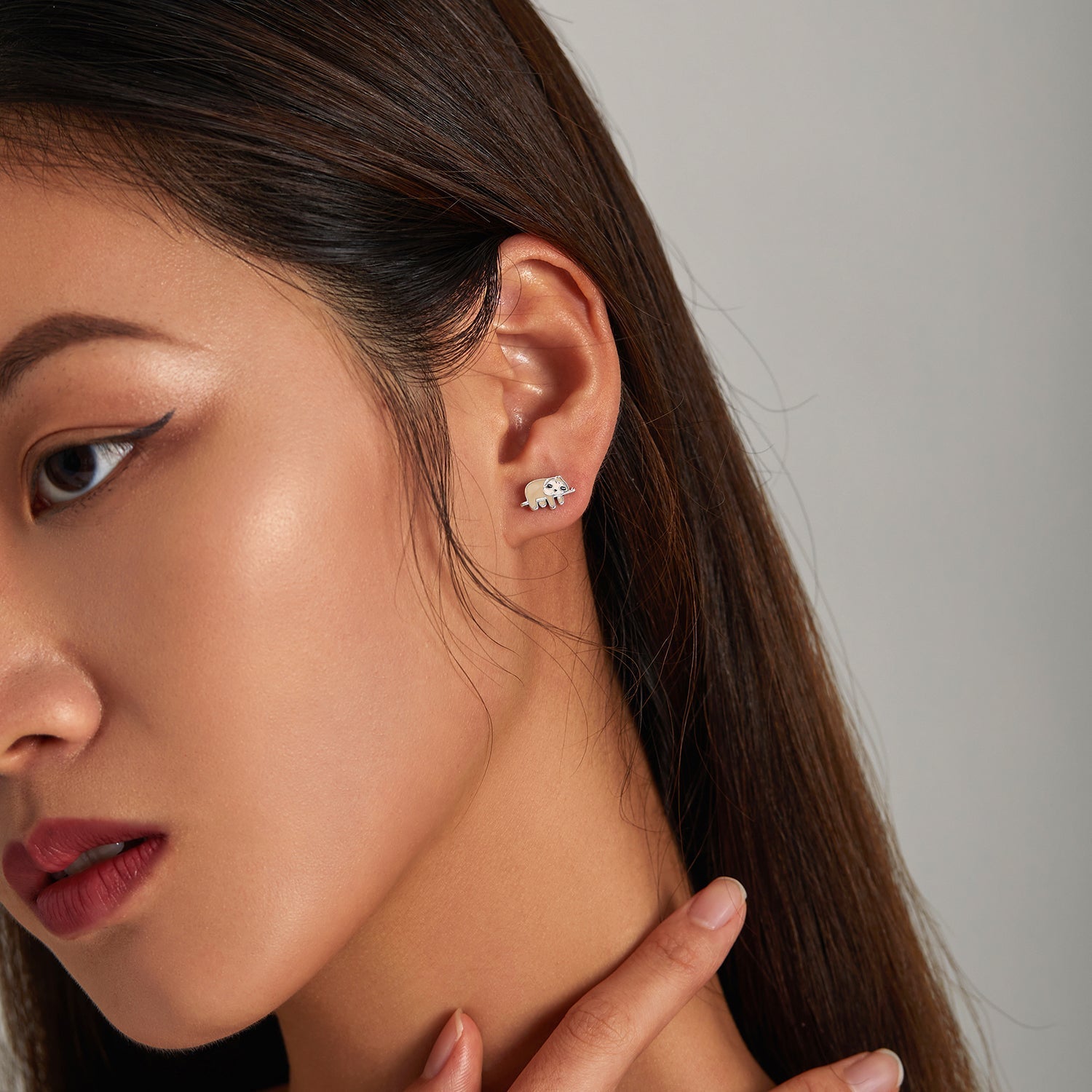 925 Sterling Silver Enamel Oxidized Earrings for Women, 0.7*1.2cm DestGlow