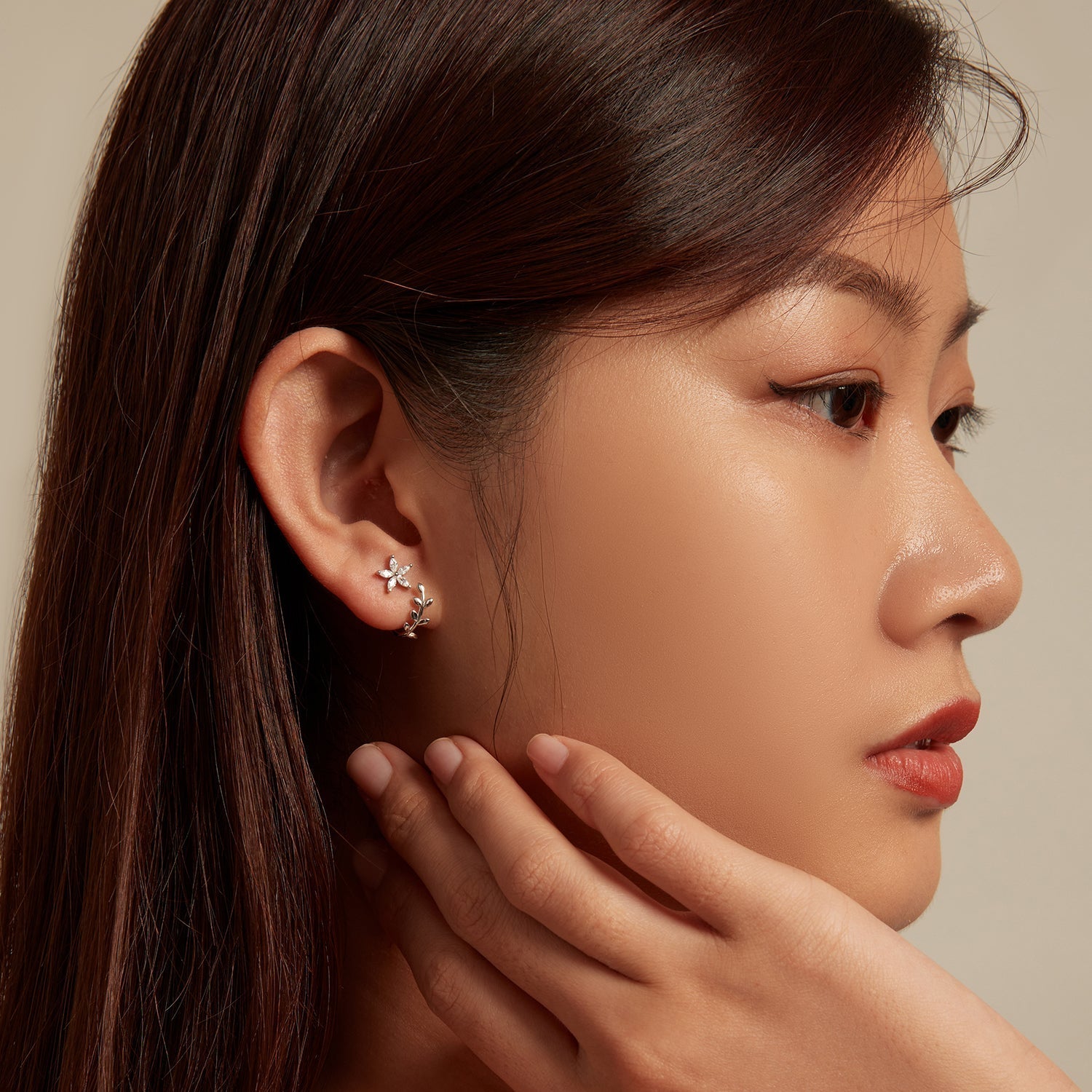 925 Sterling Silver Plated Platinum Earrings with CZ DestGlow
