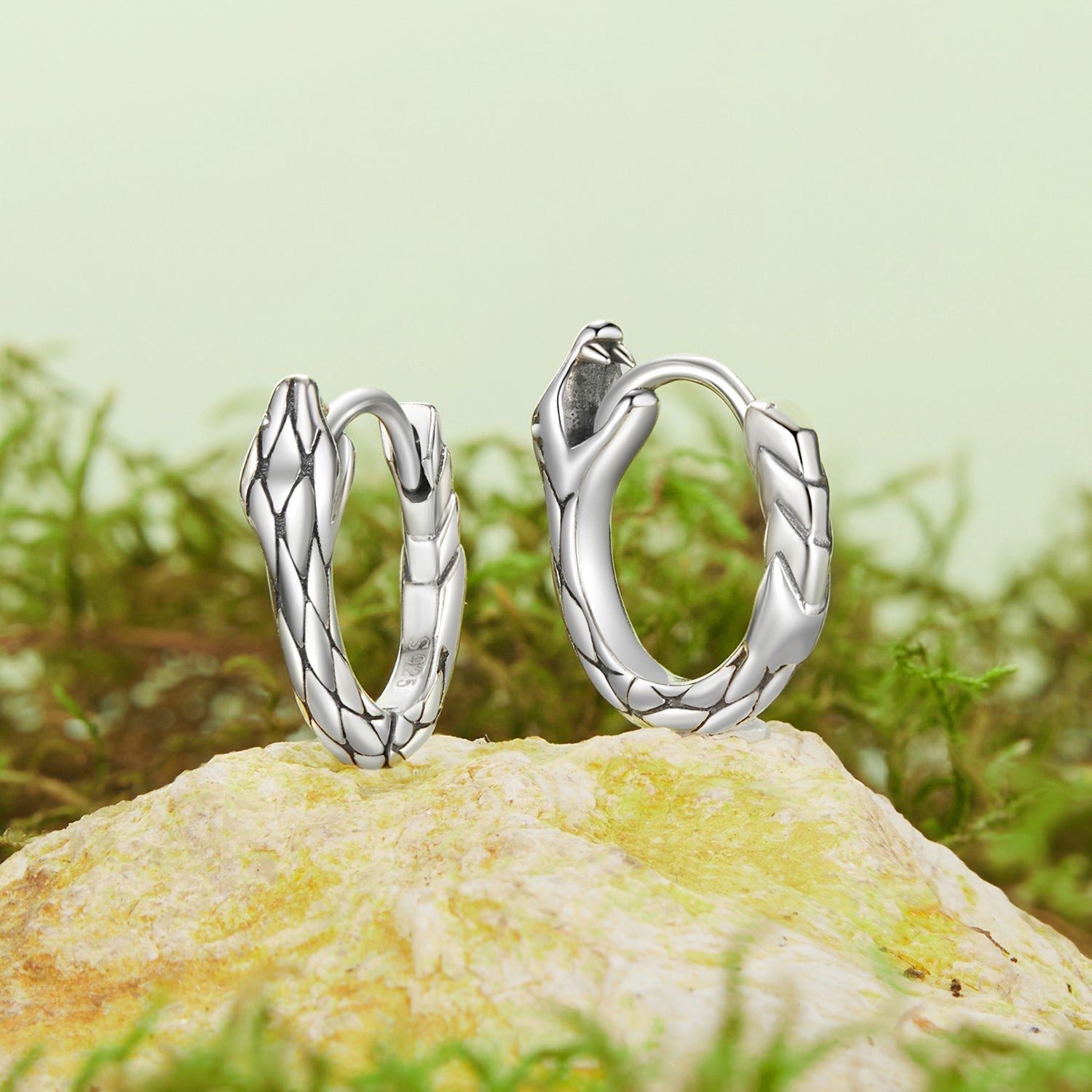 925 Sterling Silver Earrings for Women, Oxidized Silver, 1.4x0.35 cm DestGlow