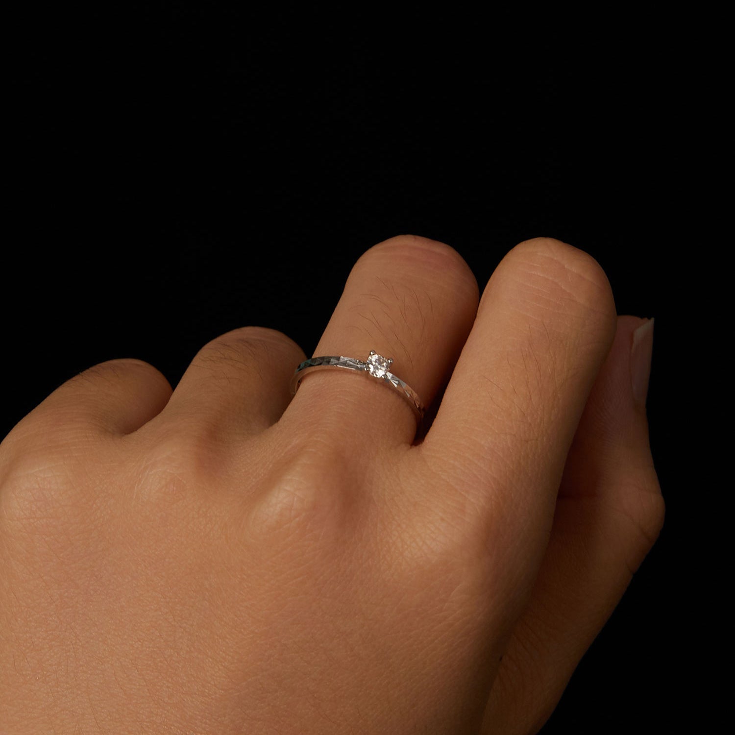 925 Sterling Silver Moissanite White Gold Plated Ring Size 6 DestGlow