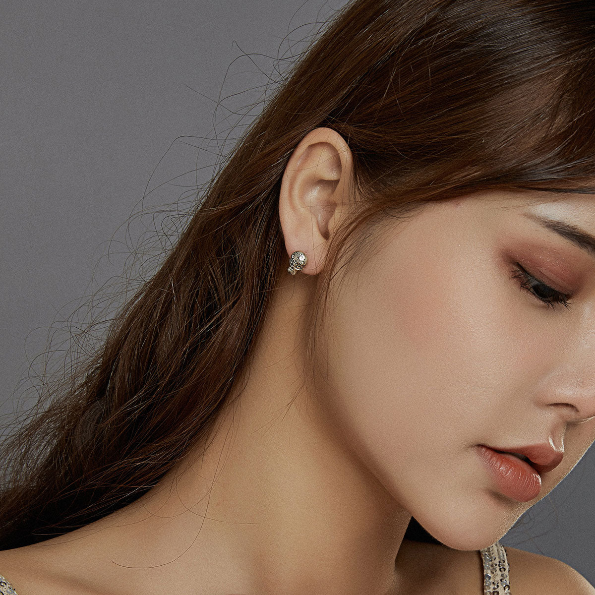 S925 Oxidized Silver Earrings Size 1*0.7cm for Women DestGlow