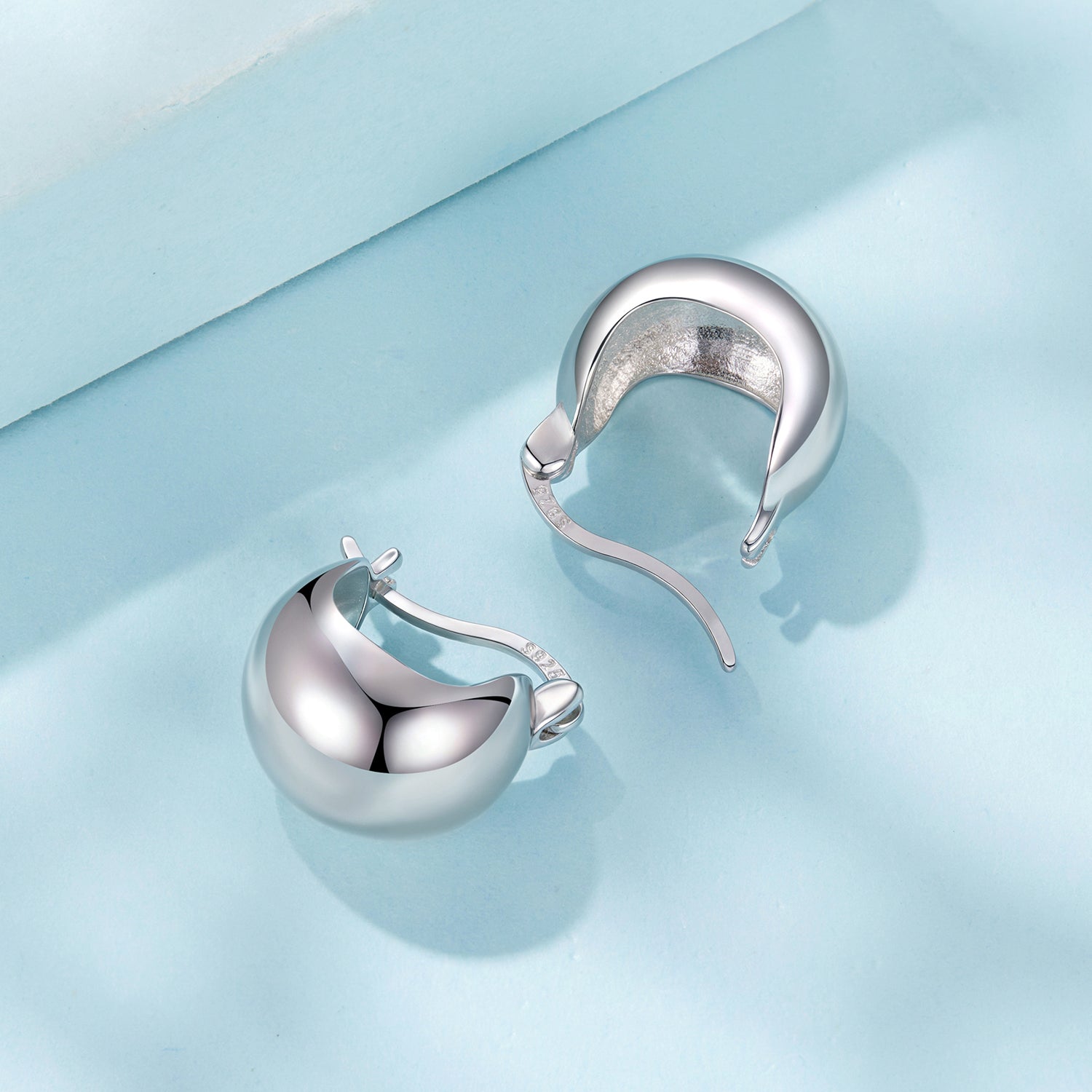925 Sterling Silver Plated White Gold Earrings 1.4 x 1.0 cm for Women DestGlow