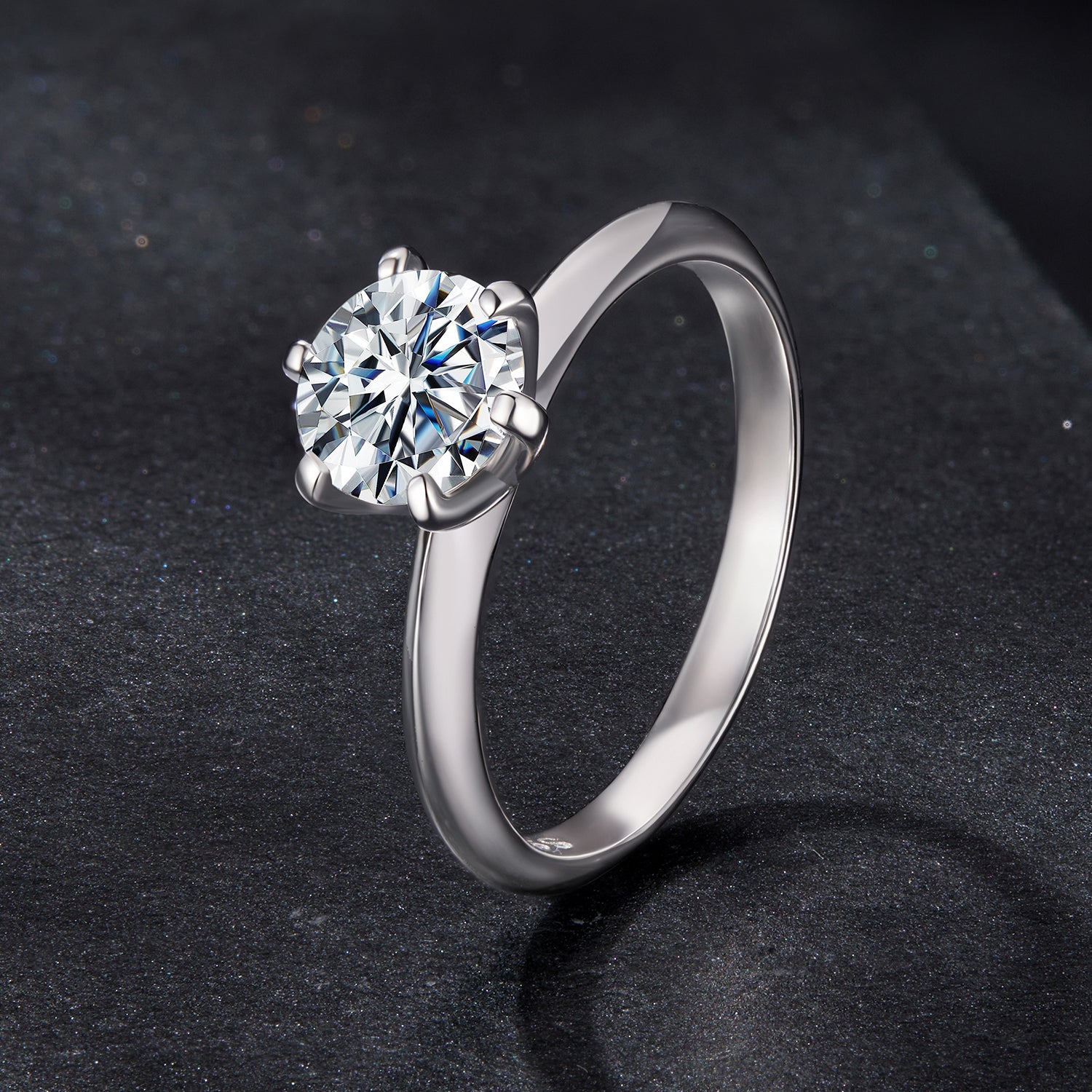 925 Sterling Silver Moissanite 1 Carat Ring Size 6 DestGlow