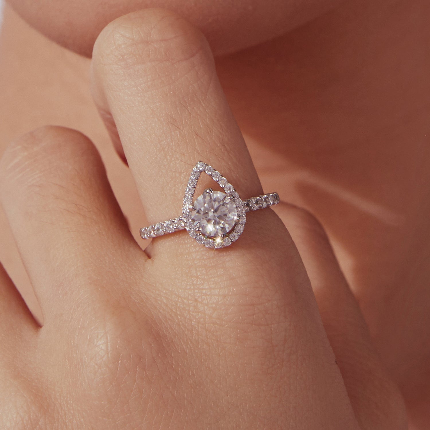 925 Sterling Silver Moissanite 1 Carat Pendant Ring Size 6 for Women DestGlow