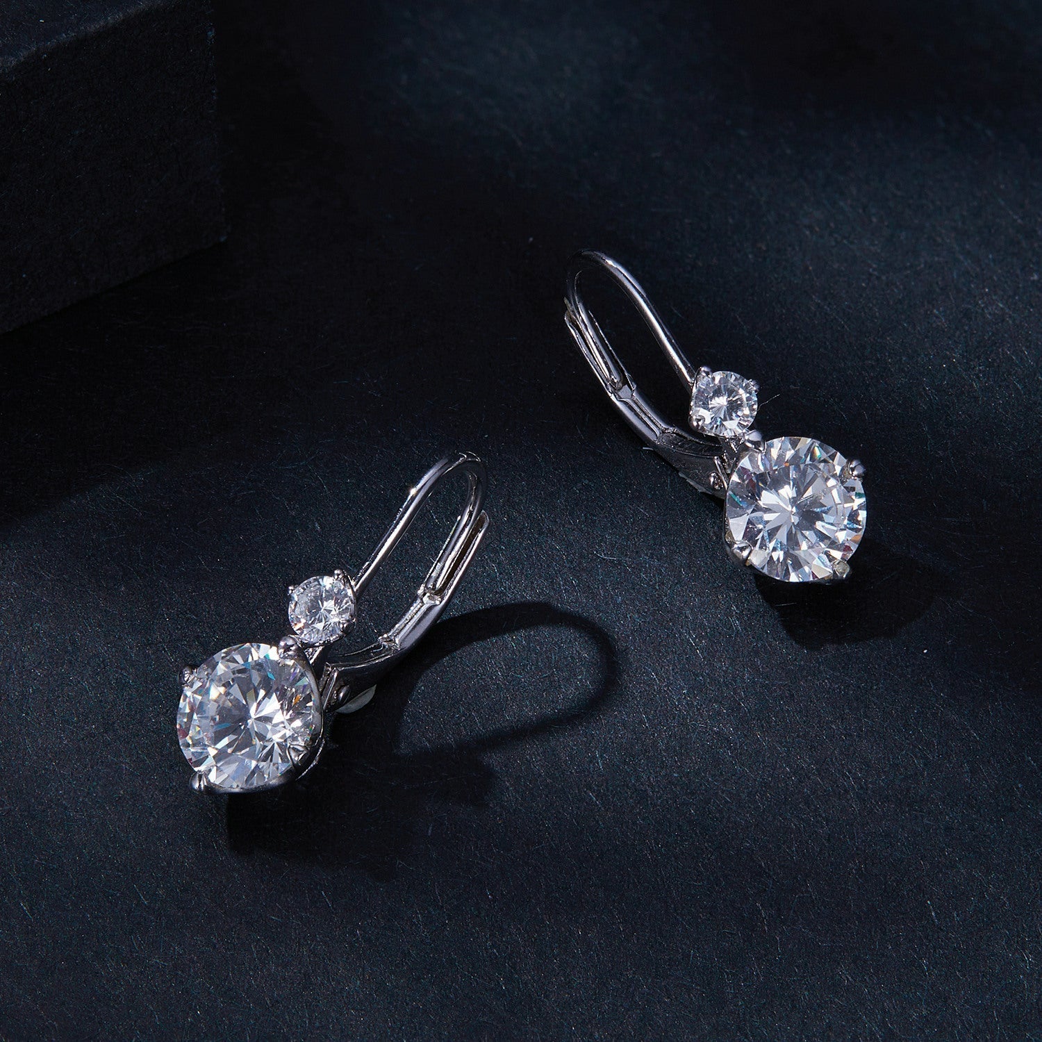 925 Sterling Silver Moissanite Earring with Pavé Setting, 6.5mm, for Women DestGlow
