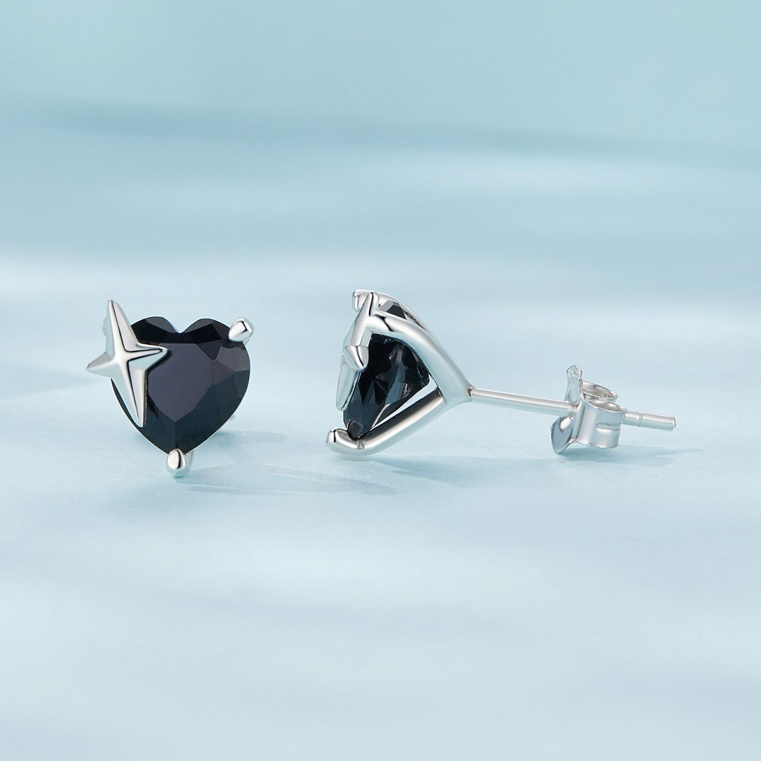 925 Sterling Silver Earrings with Pavé Setting and CZ DestGlow
