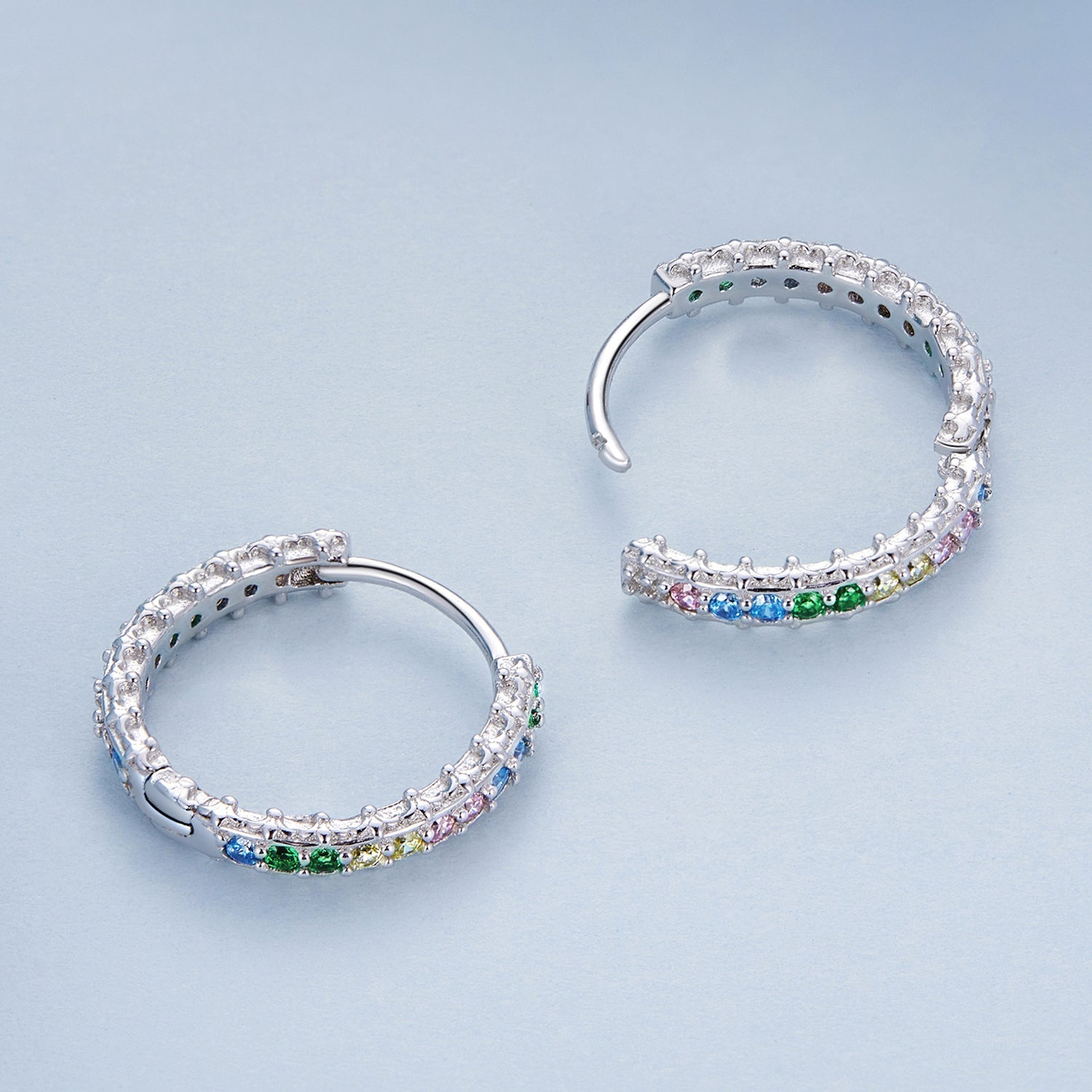 925 Sterling Silver Stud Earrings with CZ in Pavé Setting DestGlow
