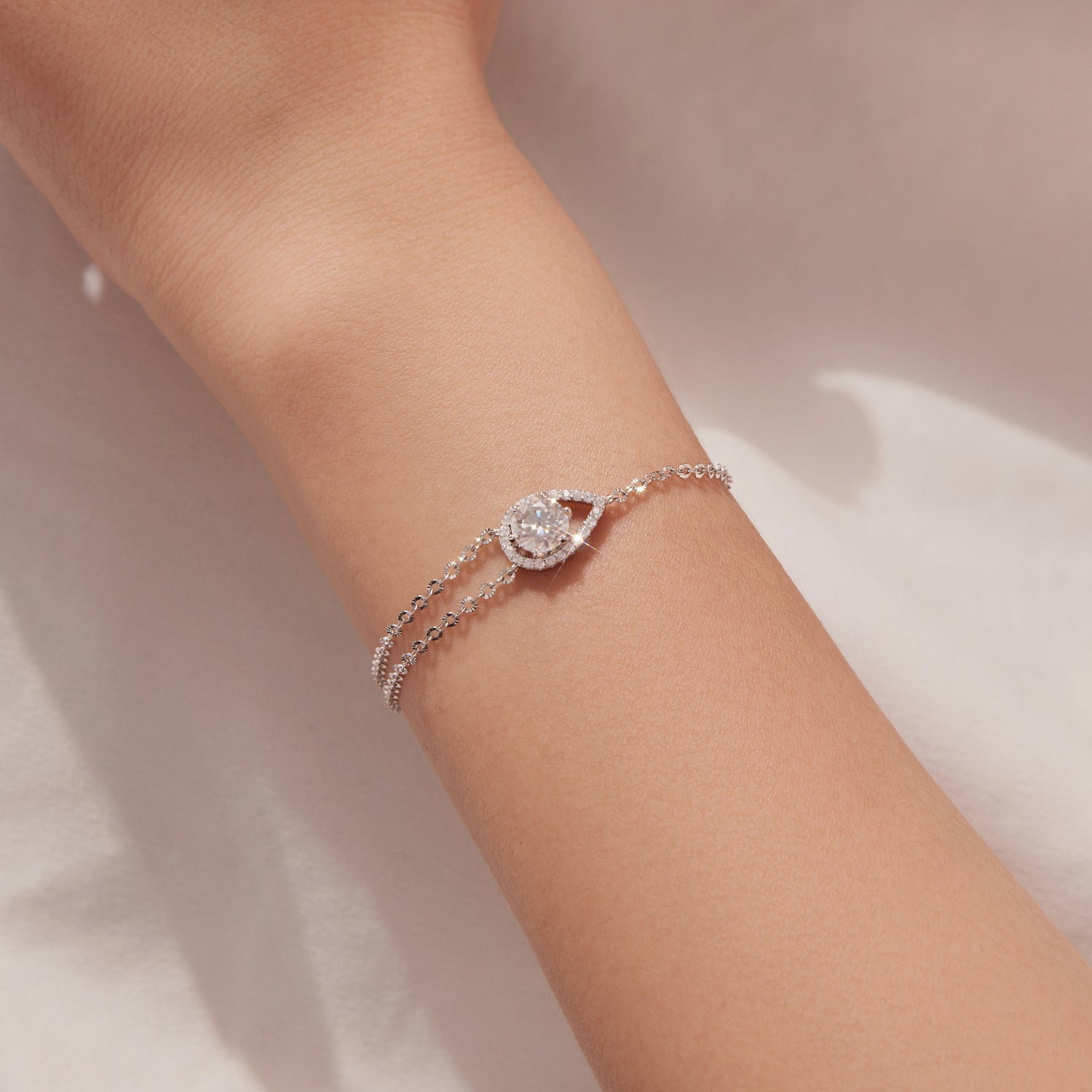 925 Sterling Silver Moissanite Bracelet with Pavé Setting 15+6cm for Women DestGlow
