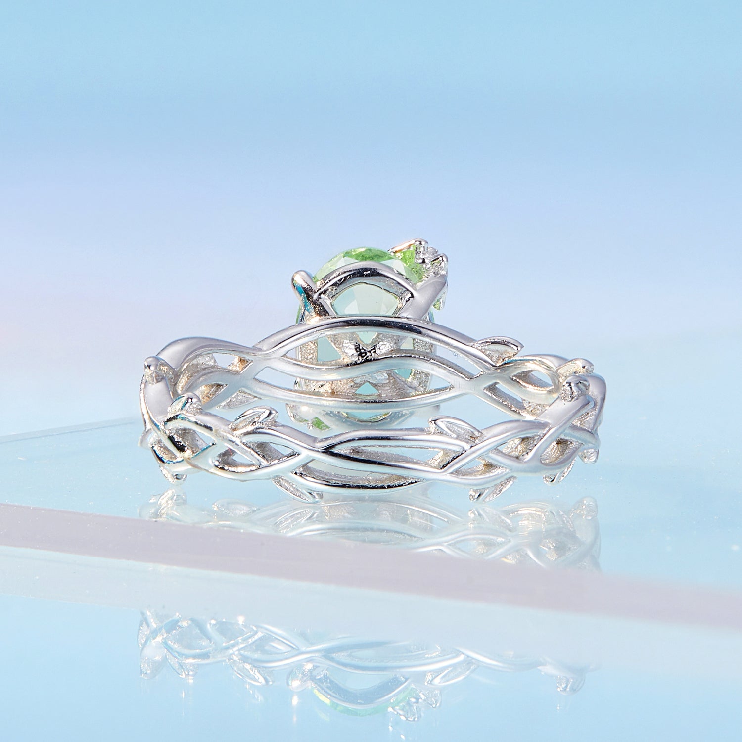 925 Sterling Silver Synthetic Spinel 3.8mm Ring for Women Size 7 DestGlow