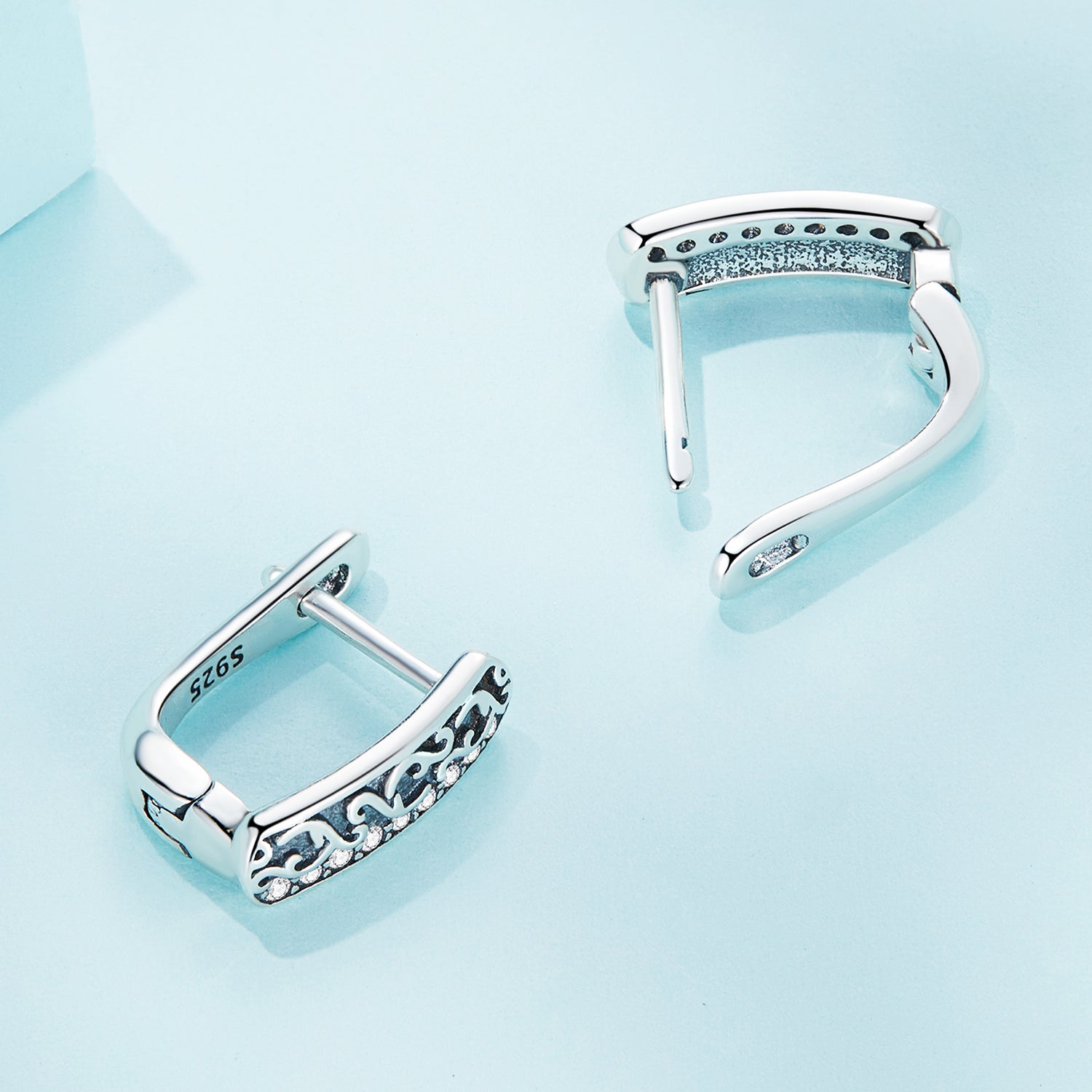 925 Sterling Silver Earrings with Pavé Setting CZ - 1.3m x 0.5m for Women DestGlow