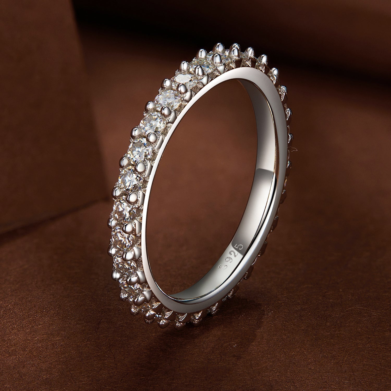 925 Sterling Silver Moissanite 0.03ct Ring Size 6 DestGlow