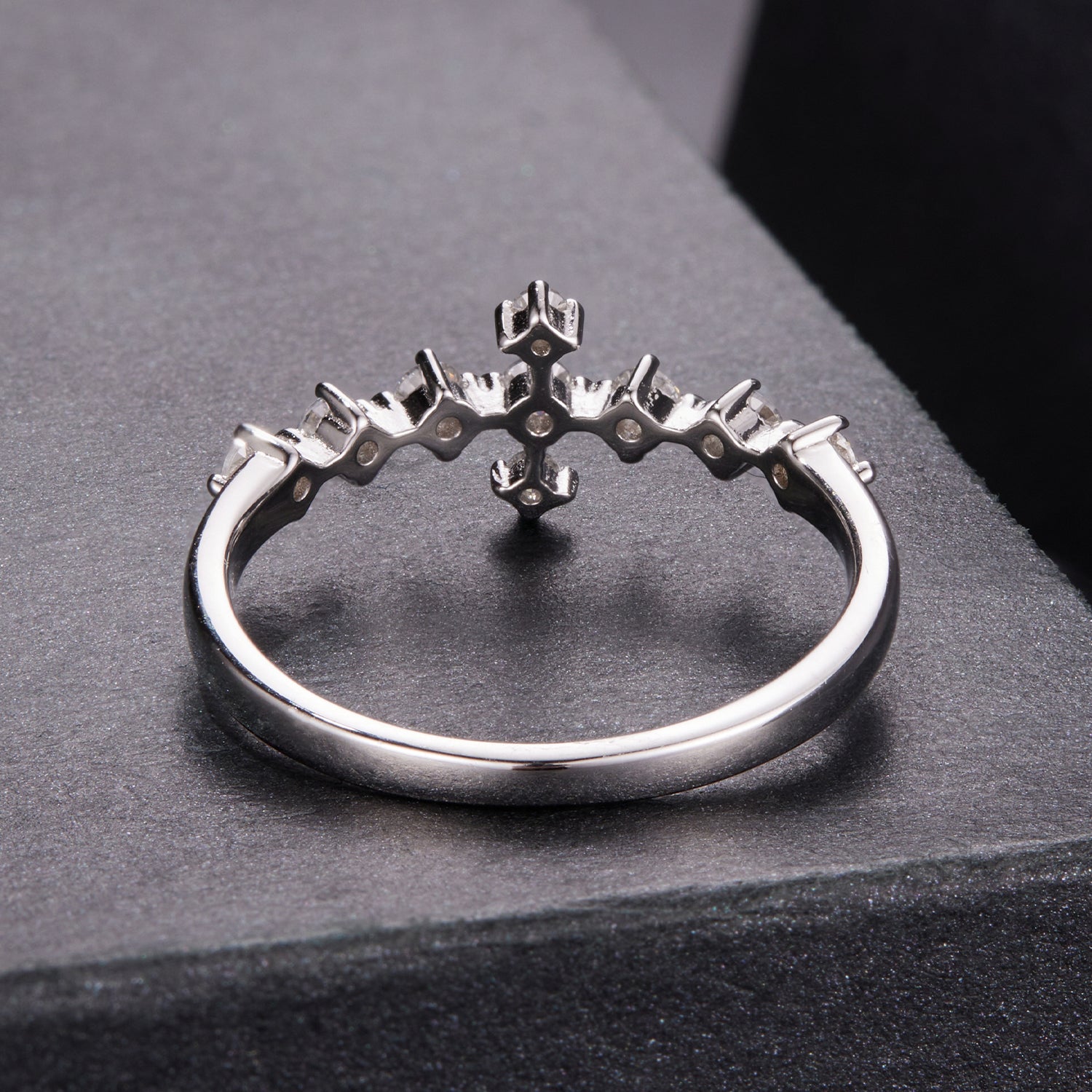 925 Sterling Silver Moissanite 0.15-0.20 Carat Ring for Women, Size 6 DestGlow