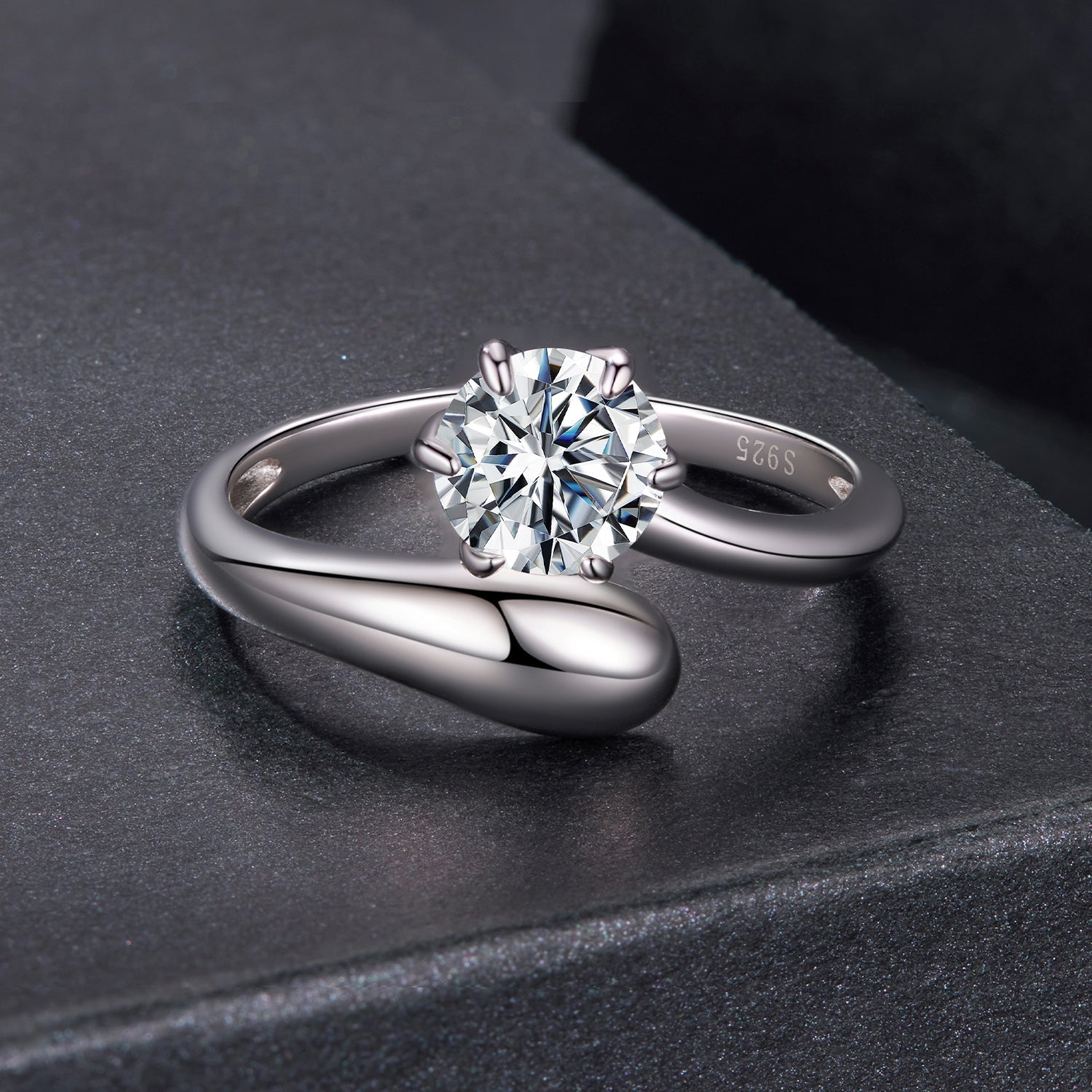 925 Sterling Silver 1 Carat Moissanite Ring for Women DestGlow