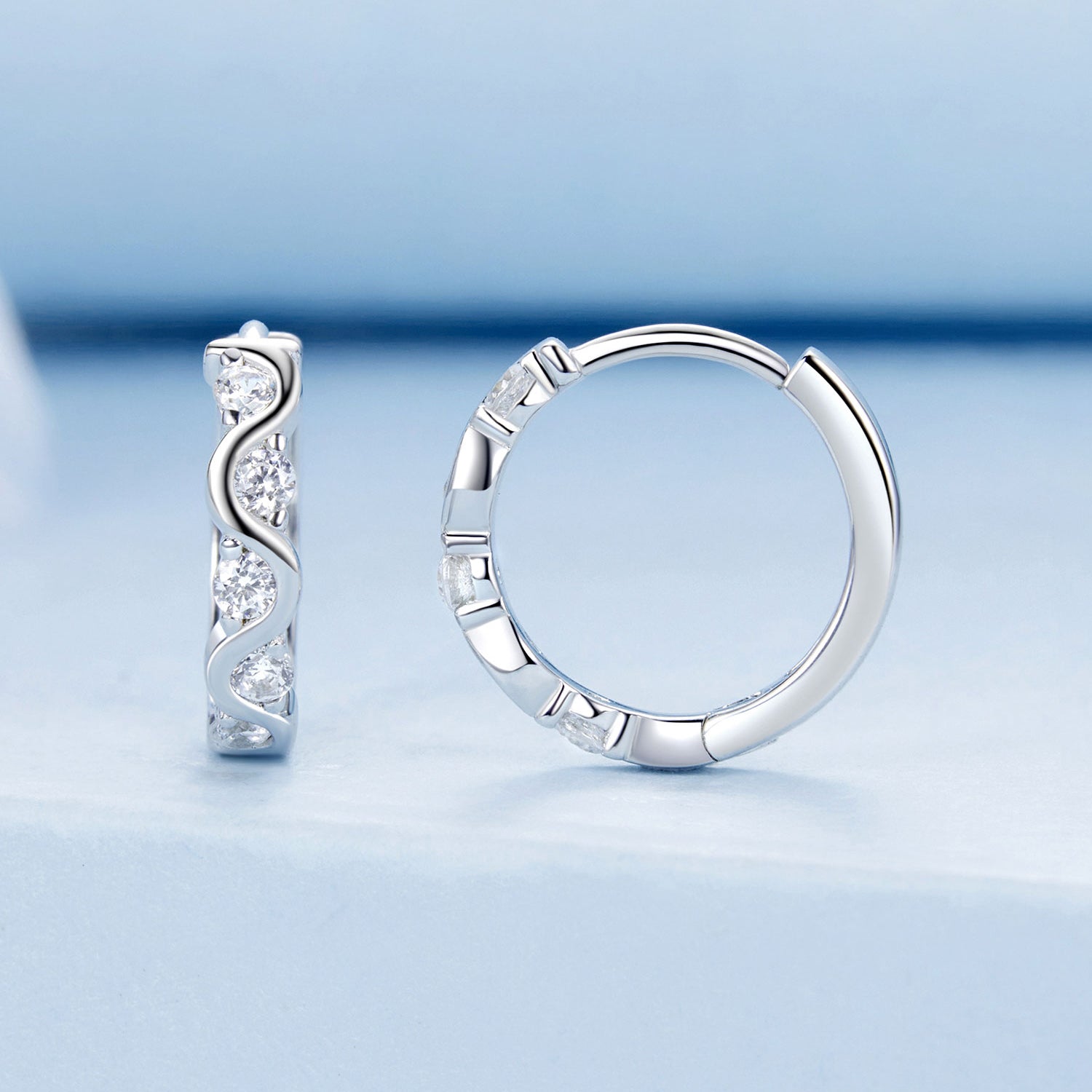 925 Sterling Silver Earrings with Platinum Plating and CZ - Stylish and Elegant Design for Women DestGlow