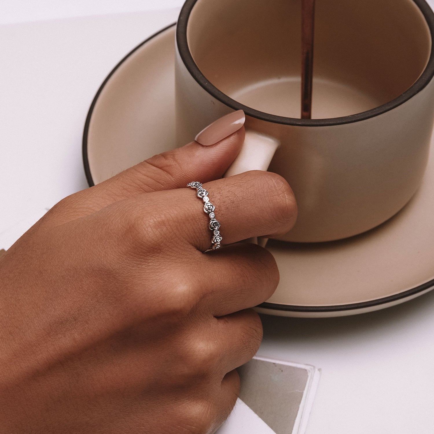 925 Sterling Silver Ring with Pavé Setting CZ - Size 6.0 - Oxidized Silver DestGlow