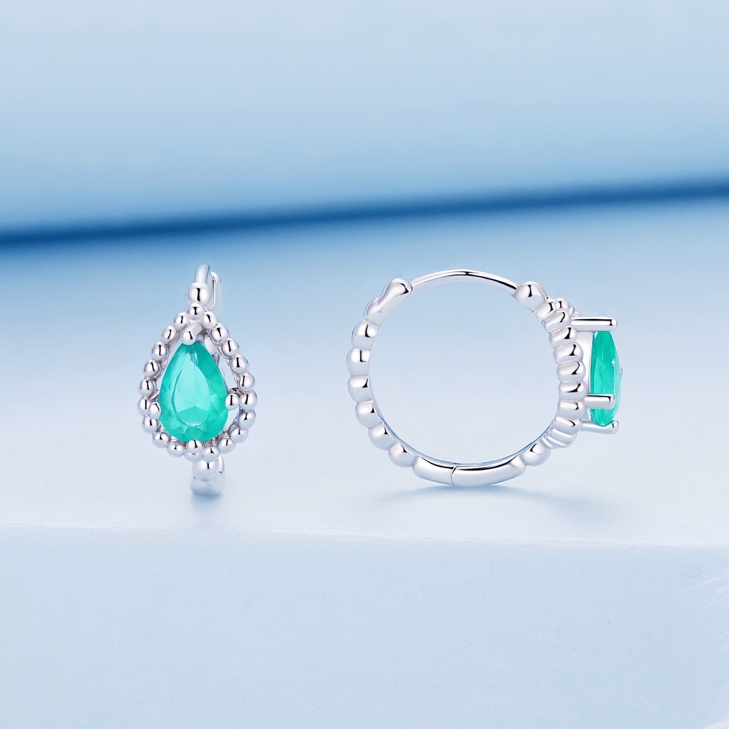 925 Sterling Silver Earrings with Pavé Setting and Transparent Glass DestGlow