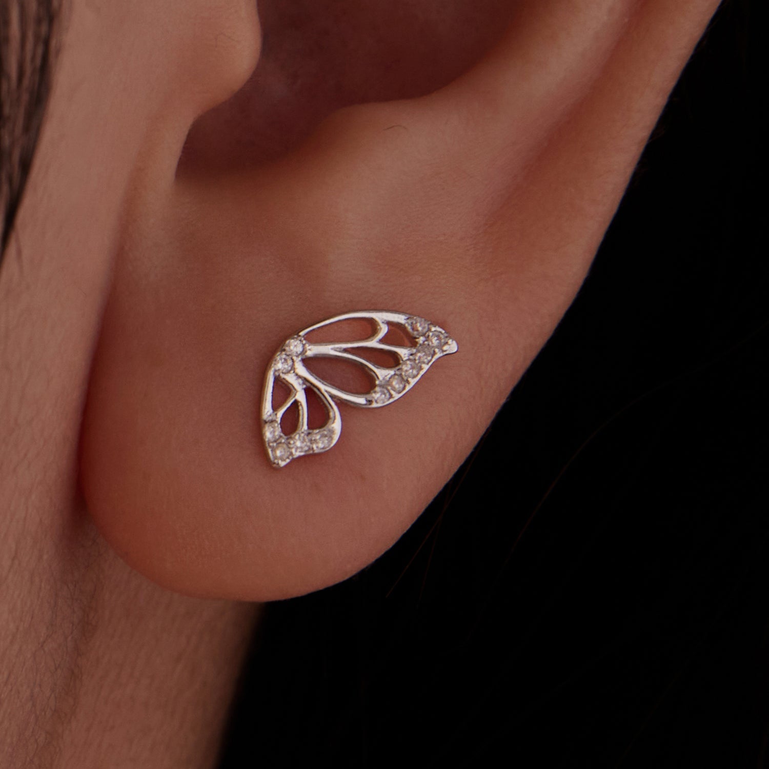 925 Sterling Silver White Gold Plated Pavé Set CZ Earrings - Small Size DestGlow