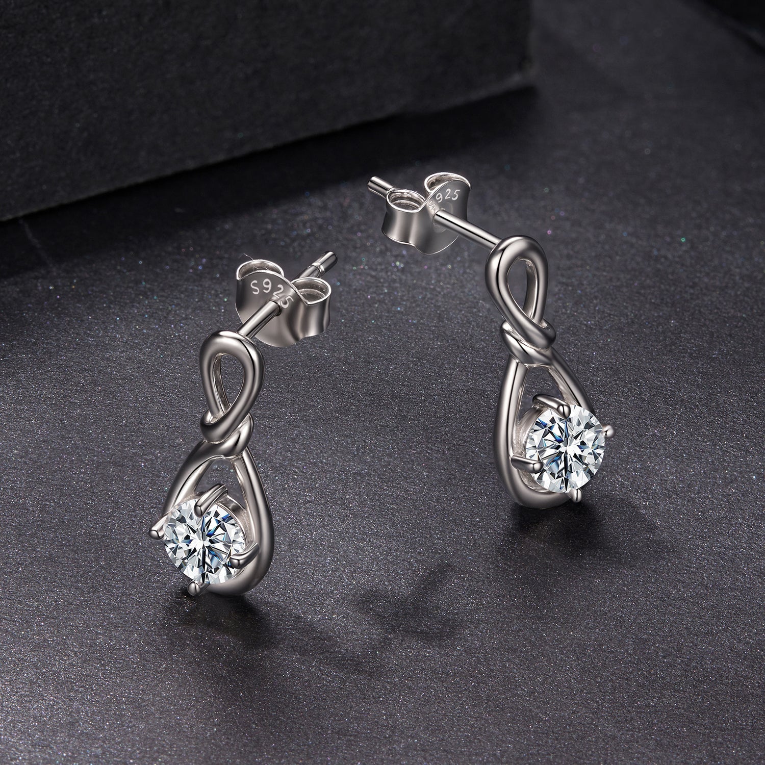 925 Sterling Silver 0.5 Carat Moissanite Earrings for Women DestGlow