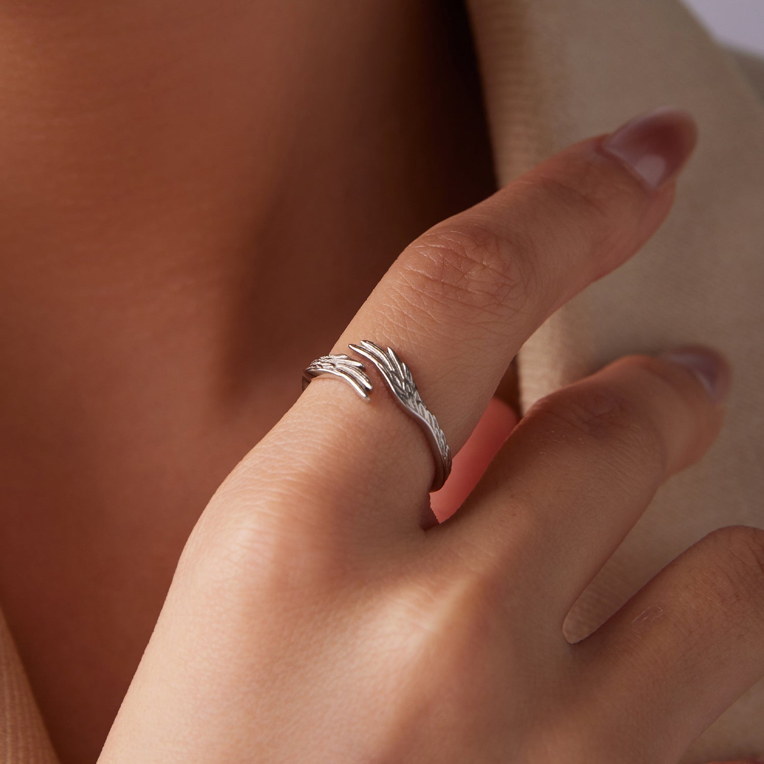 925 Sterling Silver White Gold Plated 0.2cm Ring for Women DestGlow