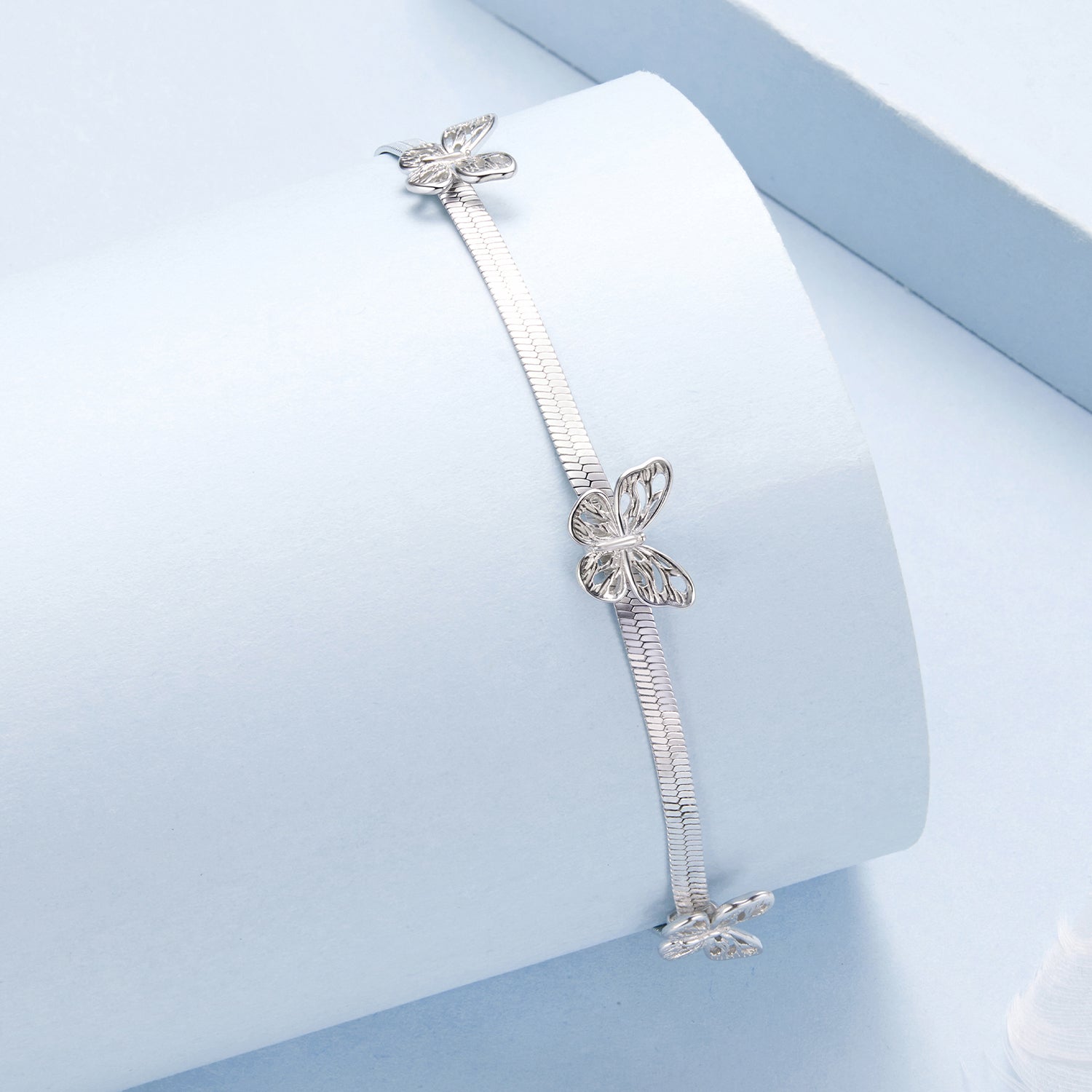 925 Sterling Silver Plated White Gold Adjustable Bracelet for Women DestGlow