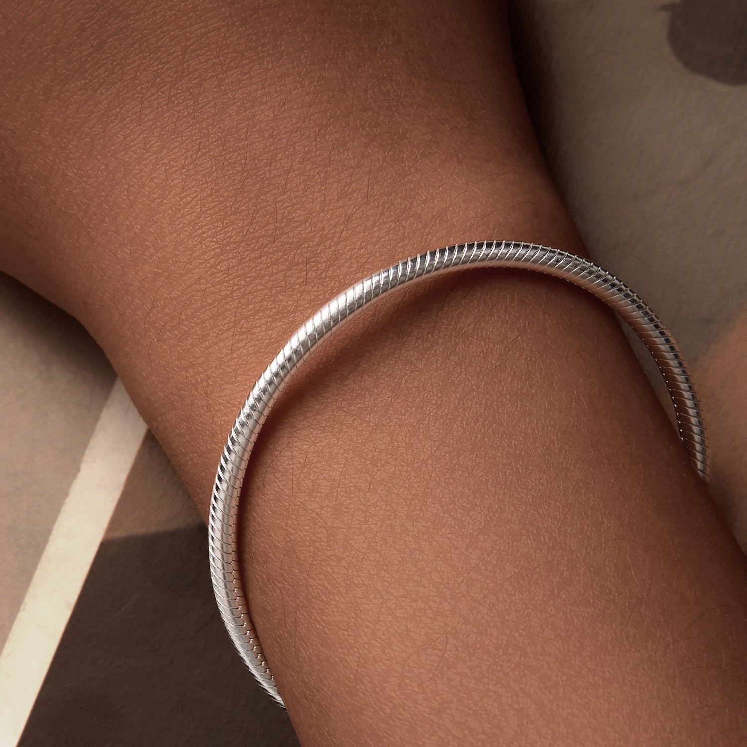 925 Sterling Silver Oxidized Silver White Gold 14.0mm Bracelet for Women DestGlow