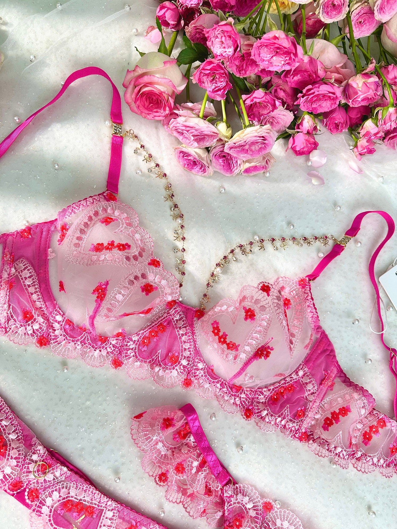 Gabrielle Love Chain Lingerie Set