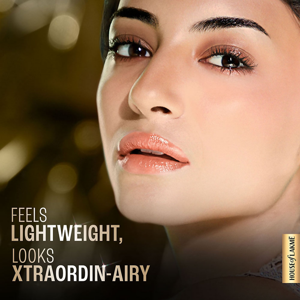 Lakme Xtraordin Airy Mattreal Mousse - Beige Honey