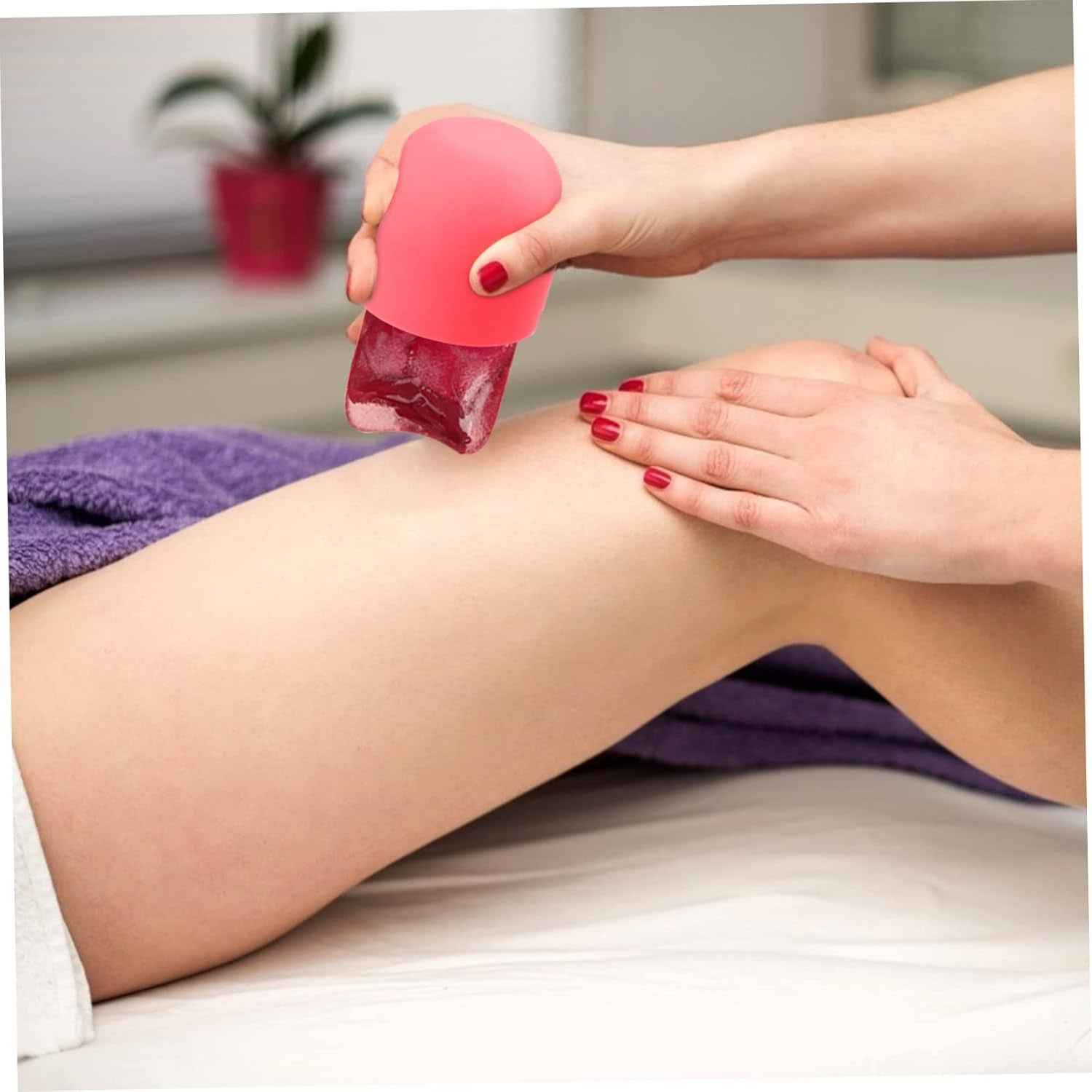 Silicone Ice Face Roller for Skincare Manual Massage Tool to Reduce Puffiness and Dark Circles Versatile Eye Roller for Men and Women for Sunburn Relief and Skin Care Routine