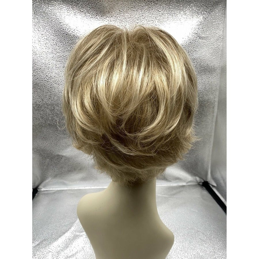 Raquel Welch Free Spirit Synthetic Wig (Mono Top)