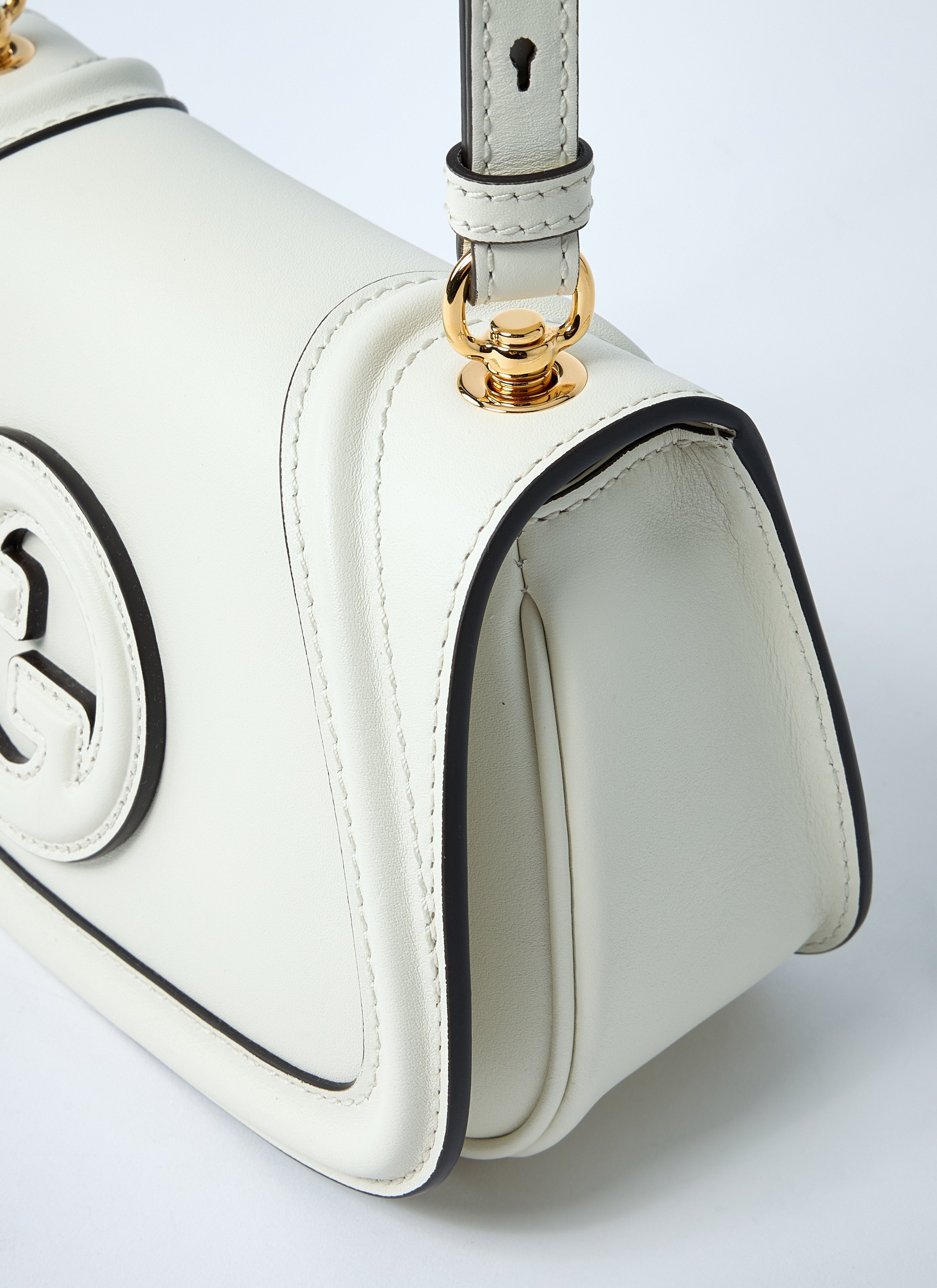 Gucci Women Blondie Shoulder Bag by Luosophy