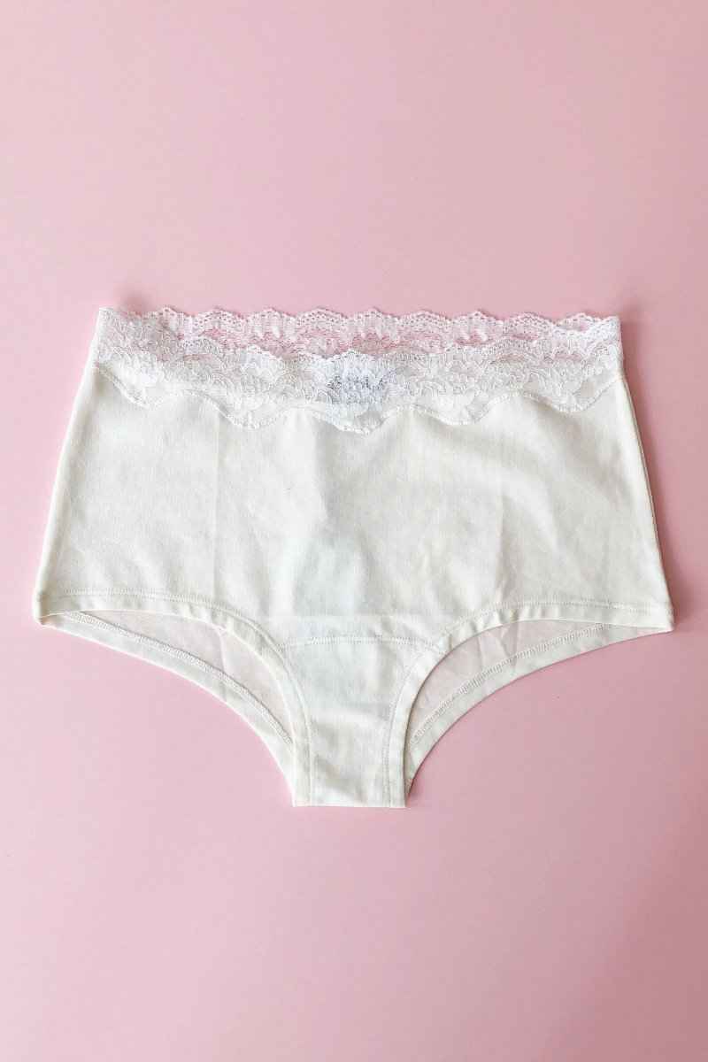 Salua Highwaisted Panty with Lace Edge - DestGlow