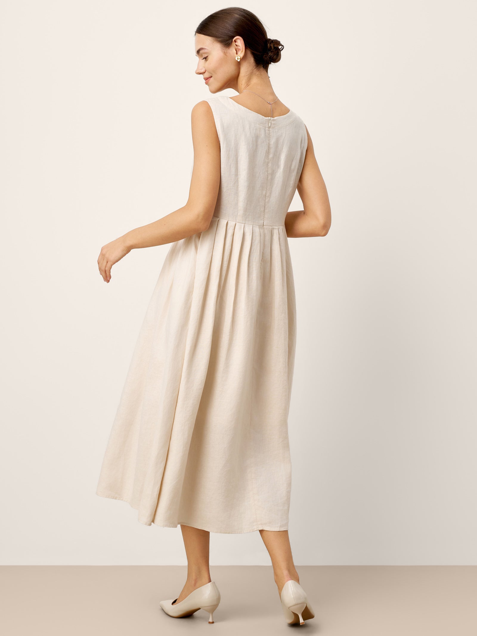 100% Linen Sleeveless Crew Neck Waist Pleated Maxi Dress SELENE by LINTICO