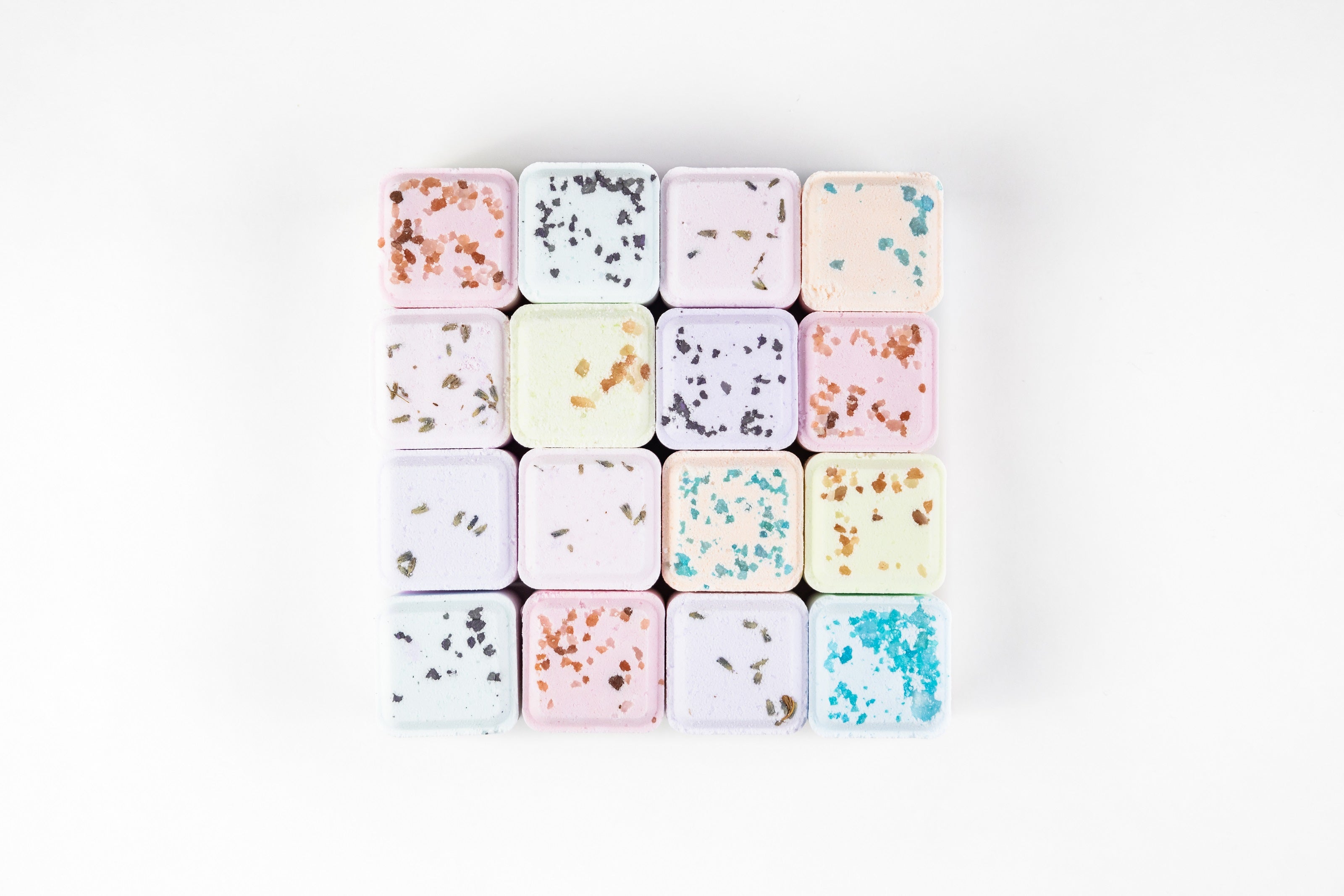Natural Bath Bombs and Shower Steamers Gift Set - for anyone that like to Bath and Shower by Lizush